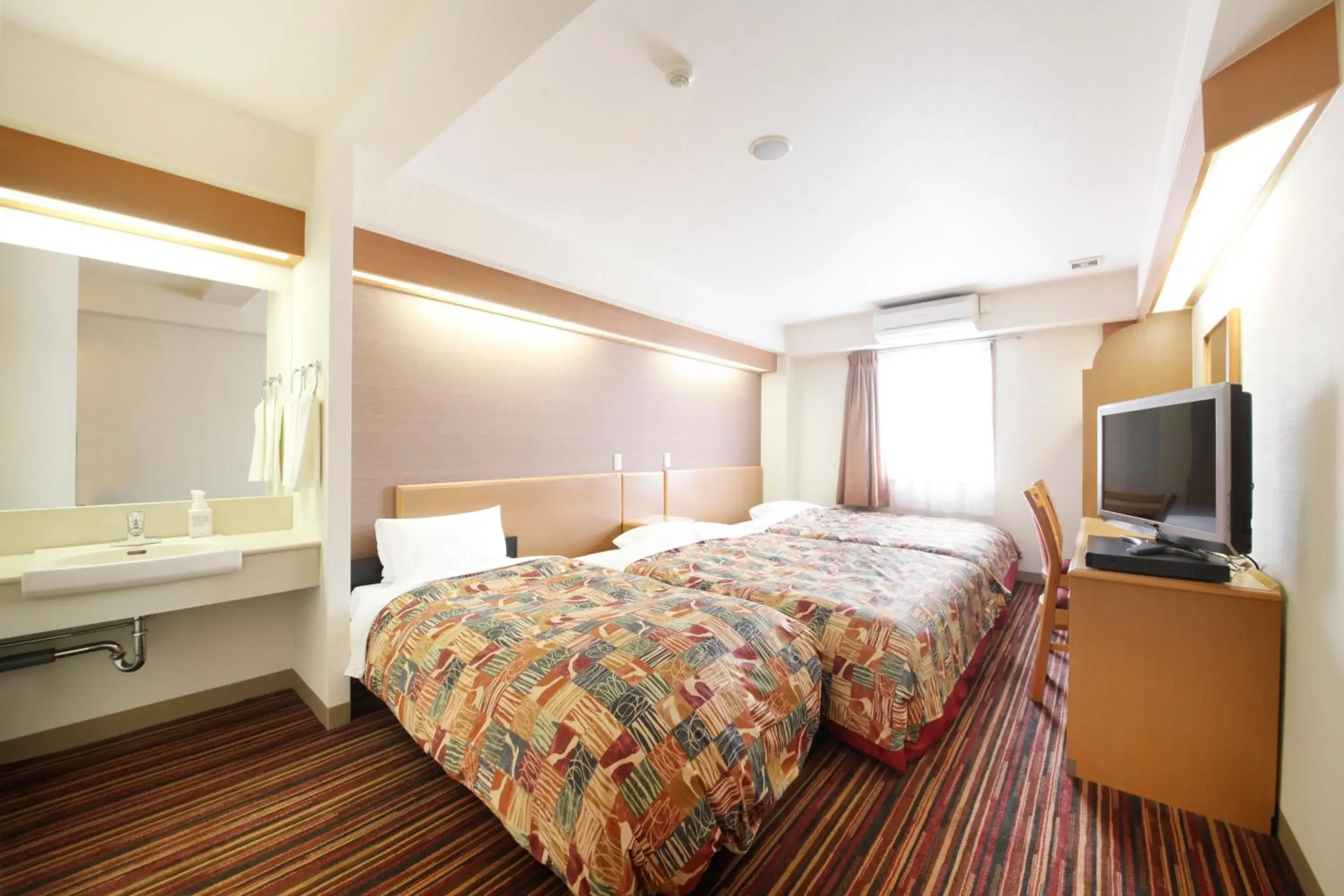 Photo of the whole room, Bed in Vessel Hotel Kurashiki