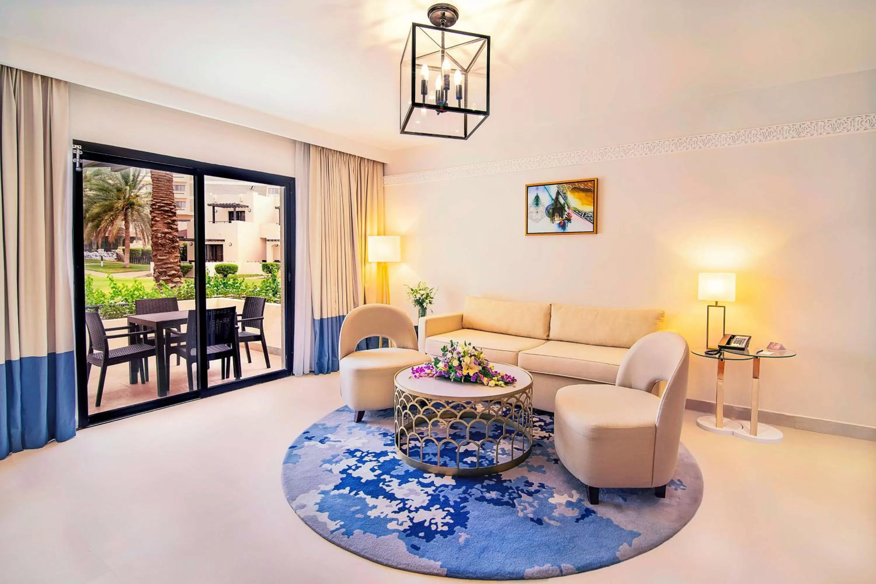 Coffee/tea facilities in Radisson Blu Hotel & Resort, Al Ain