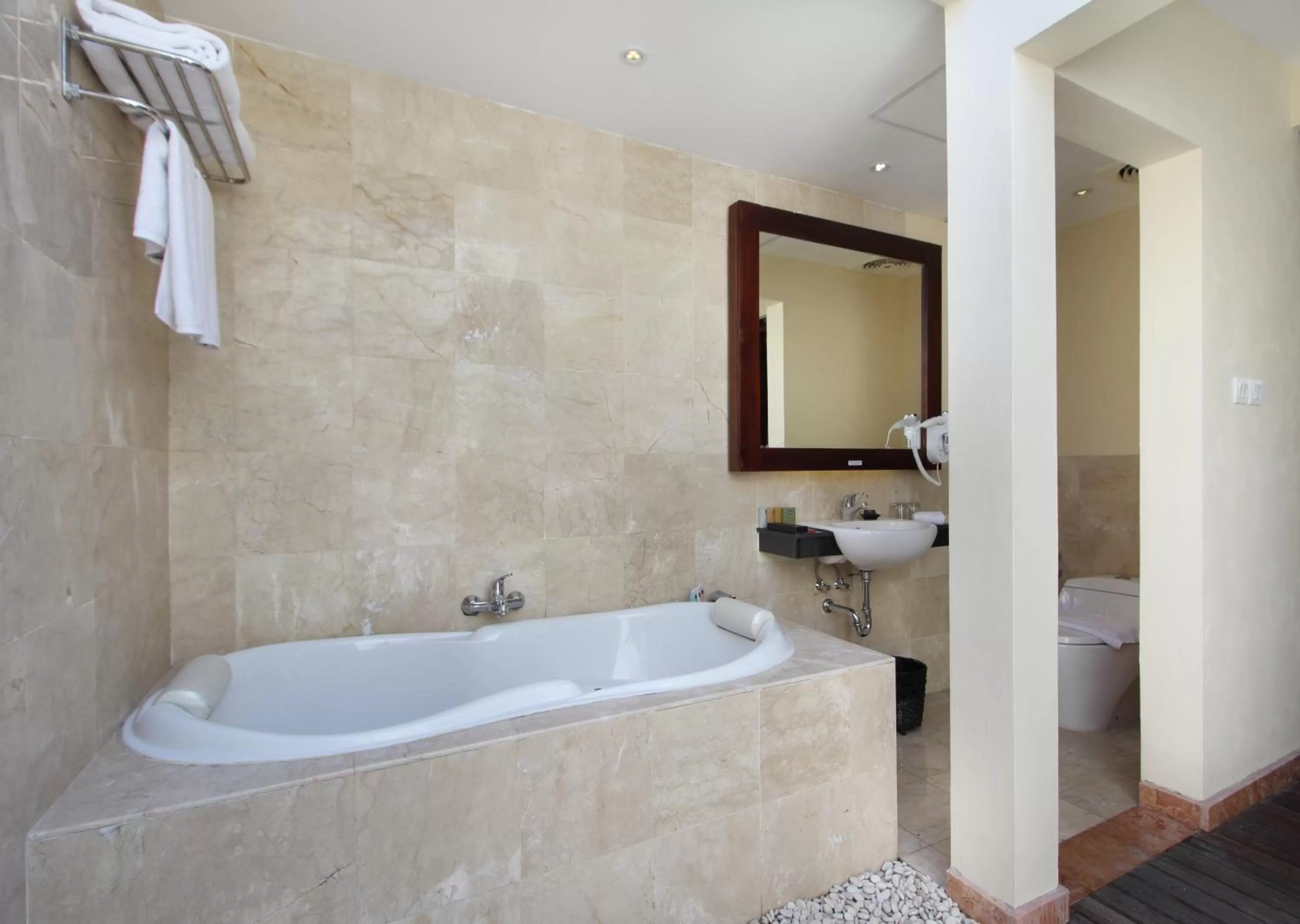 Bathroom in Best Western Kuta Villa