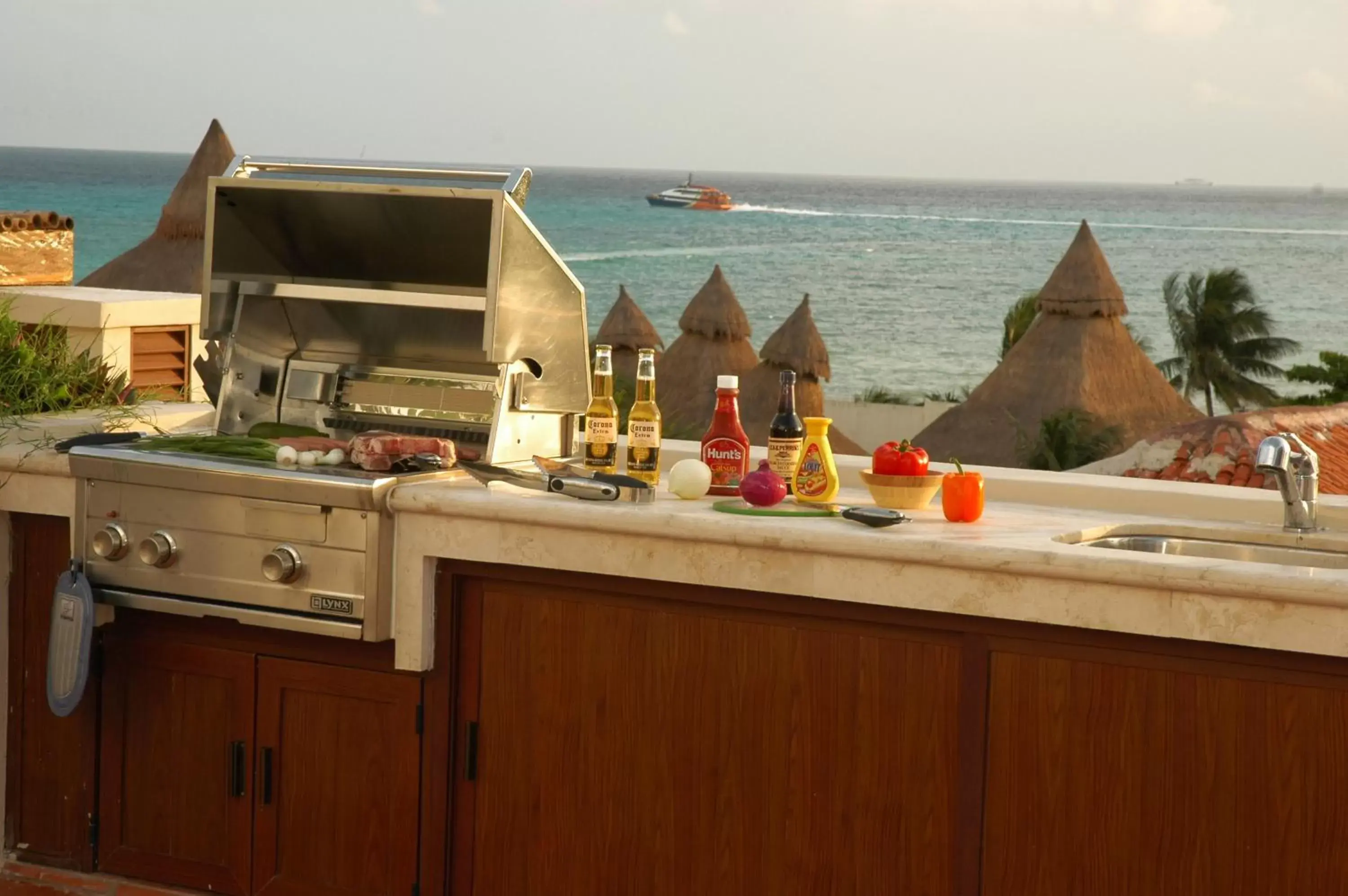 BBQ facilities in El Taj Oceanfront and Beachside Condo Hotel