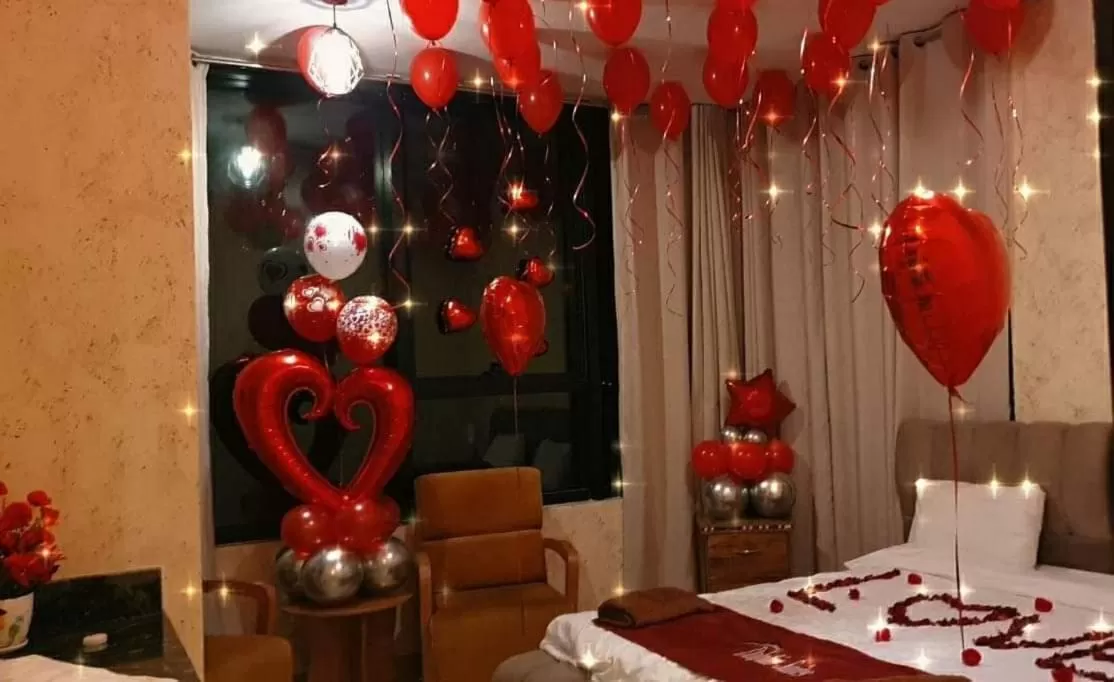 Dolphin Suites Hotel