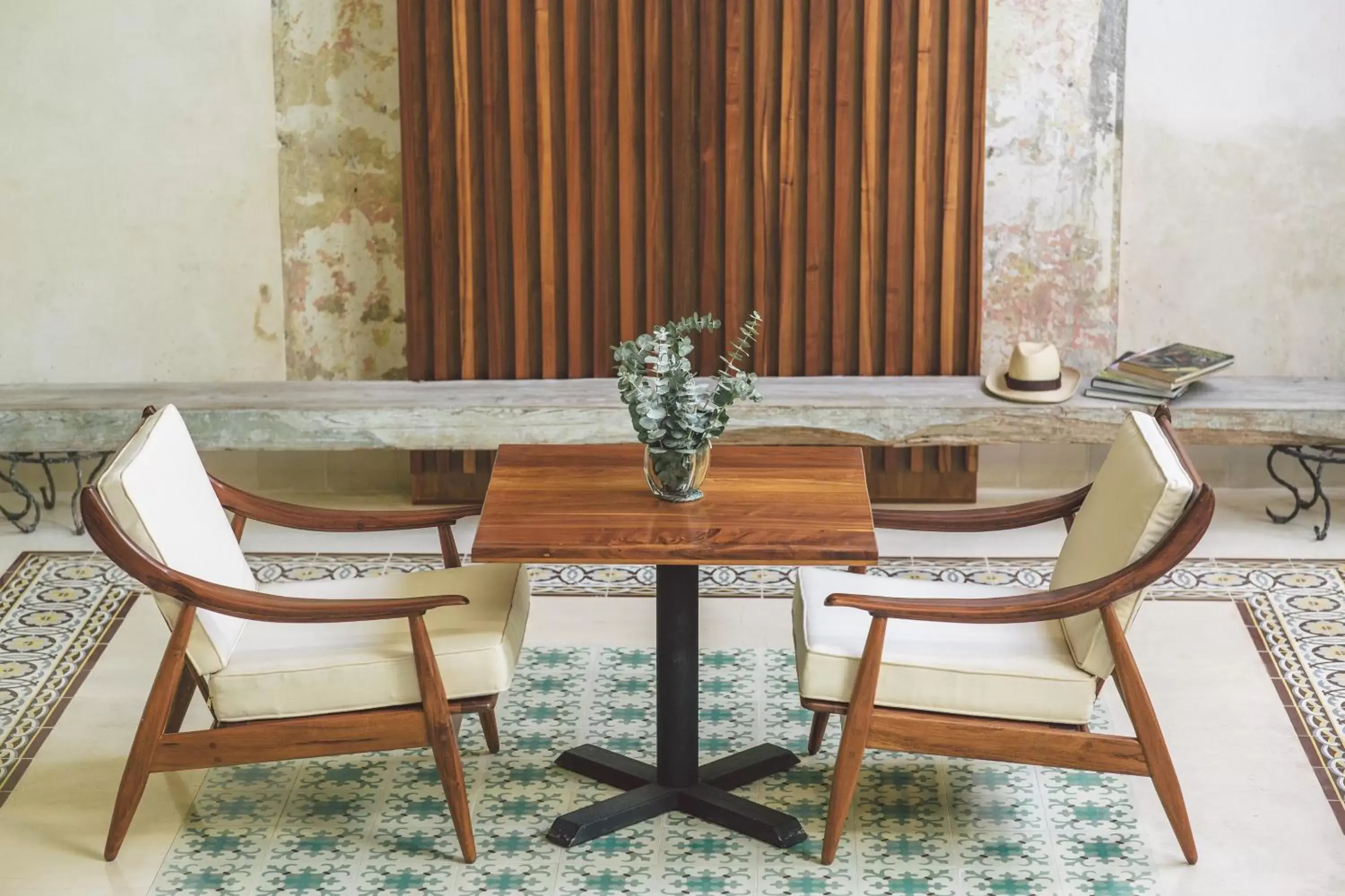 Lobby or reception, Dining Area in TreeHouse Boutique Hotel, an adults only boutique hotel