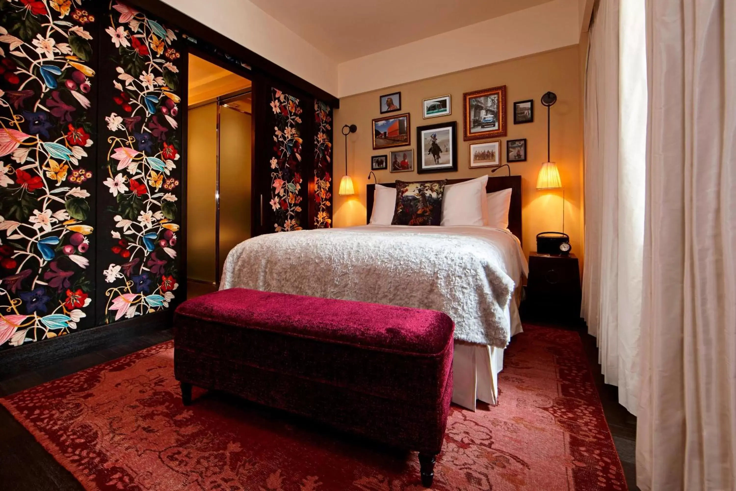 Photo of the whole room, Bed in The Vagabond Club A Tribute Portfolio Hotel Singapore