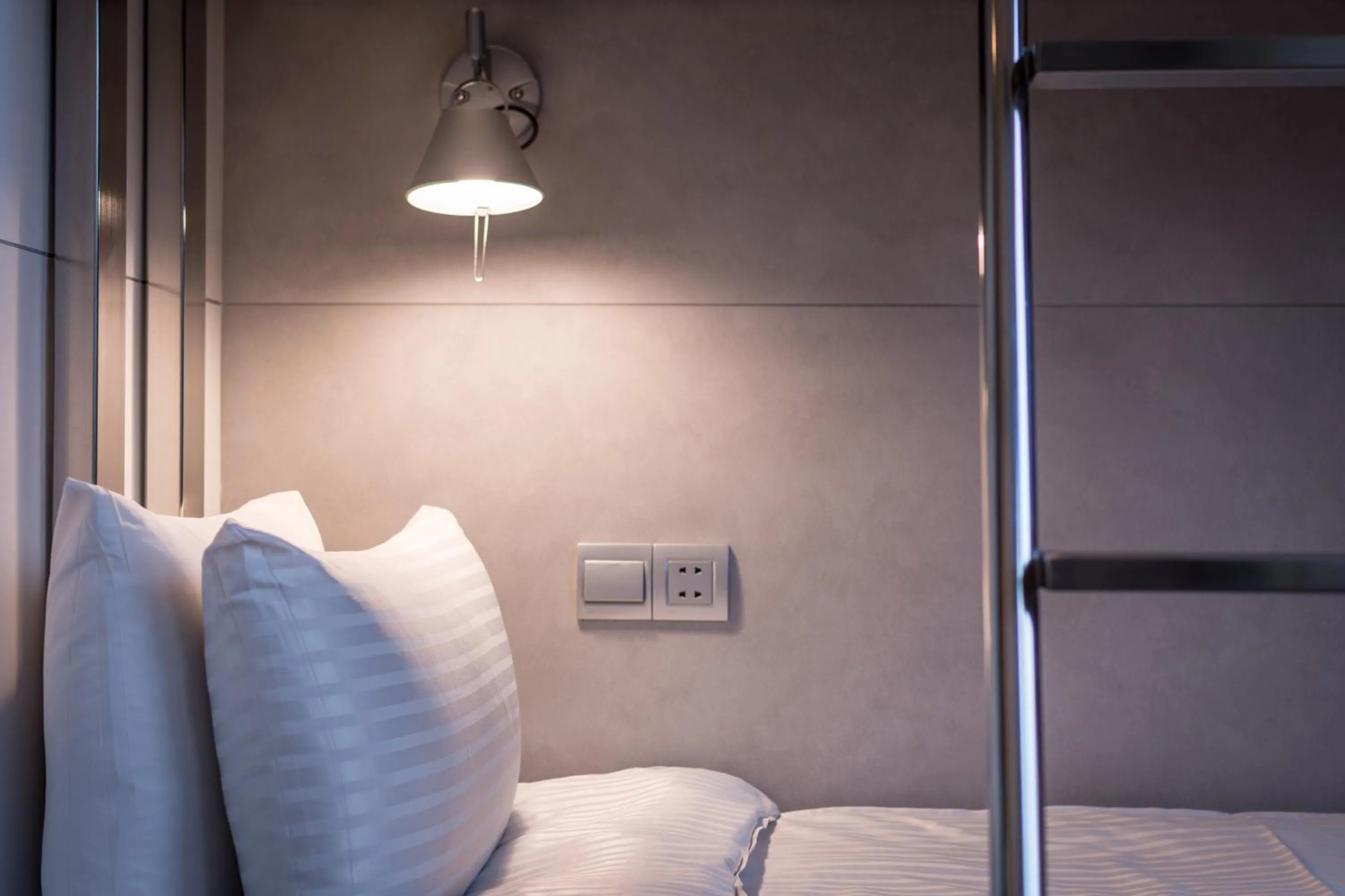 bunk bed, Bed in Hotel Relax 5