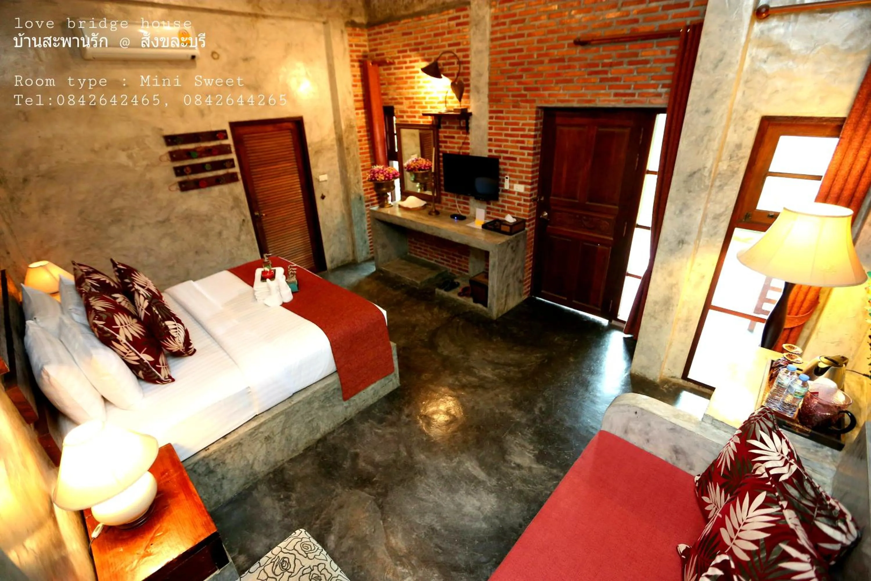 Bed in Love Bridge House บ้านสะพานรัก