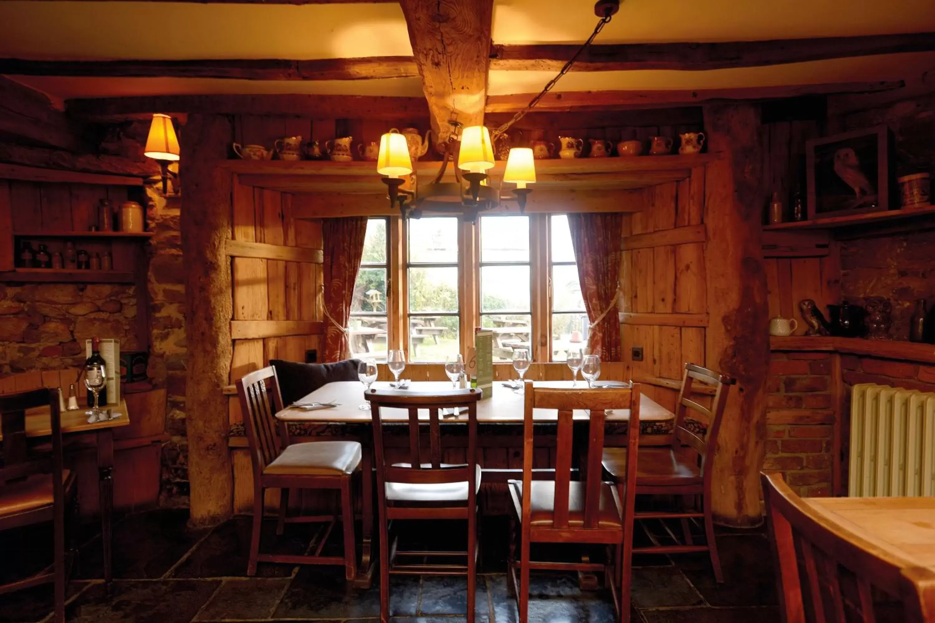 Restaurant/Places to Eat in Barn Owl Inn