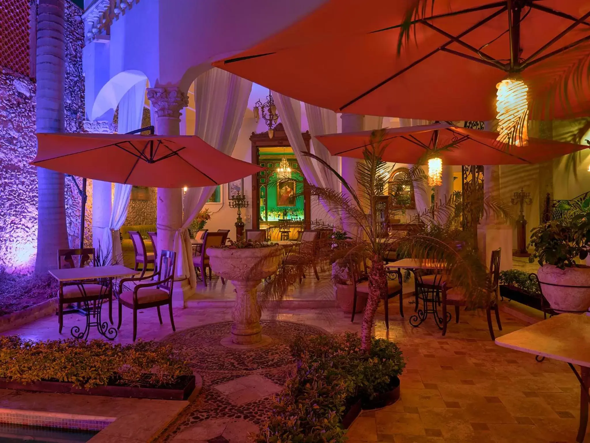 Lounge or bar, Restaurant/Places to Eat in El Palacito Secreto Luxury Boutique Hotel & Spa