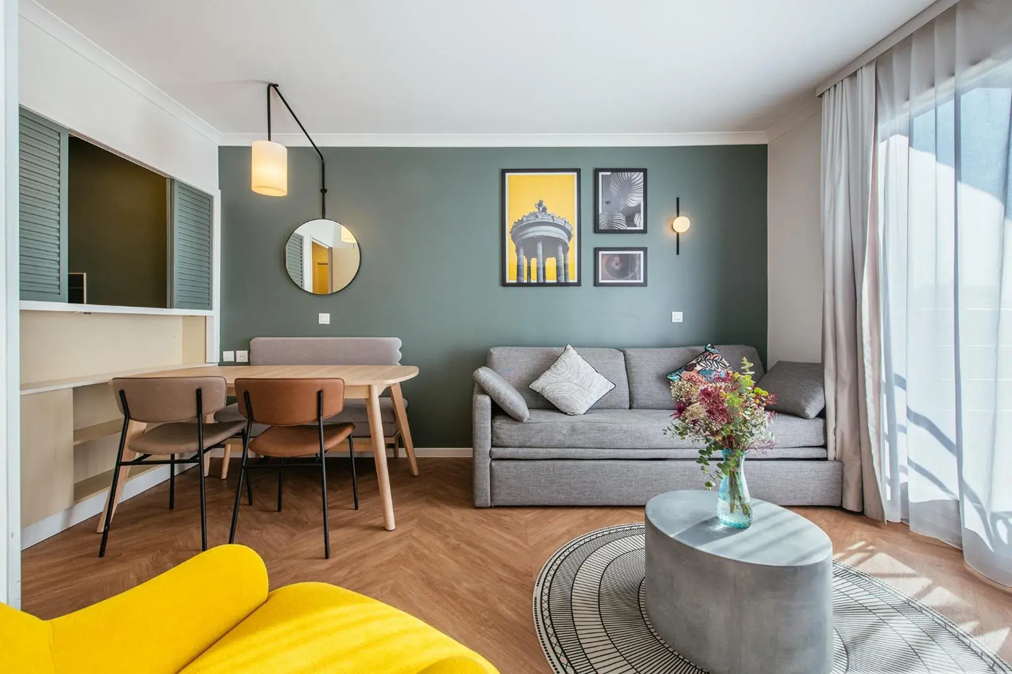 Bathroom, Seating Area in Adagio Paris Buttes Chaumont Aparthotel