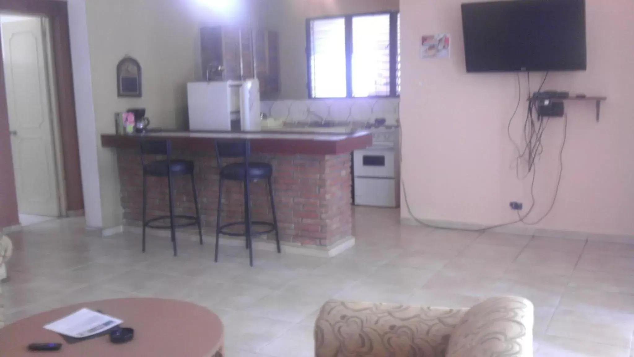 Kitchen or kitchenette, TV/Entertainment Center in Perla de Sosua