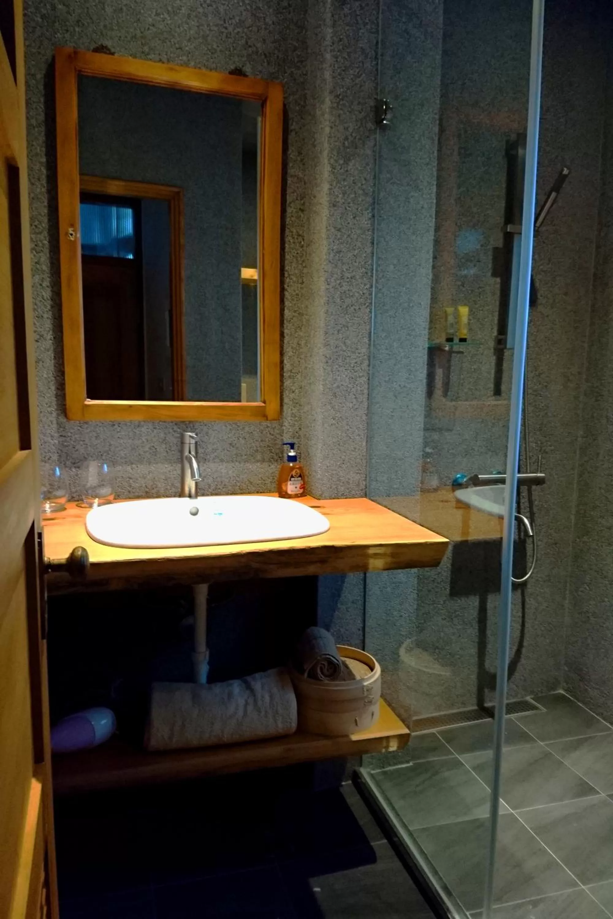 Bathroom in Alley X Tainan