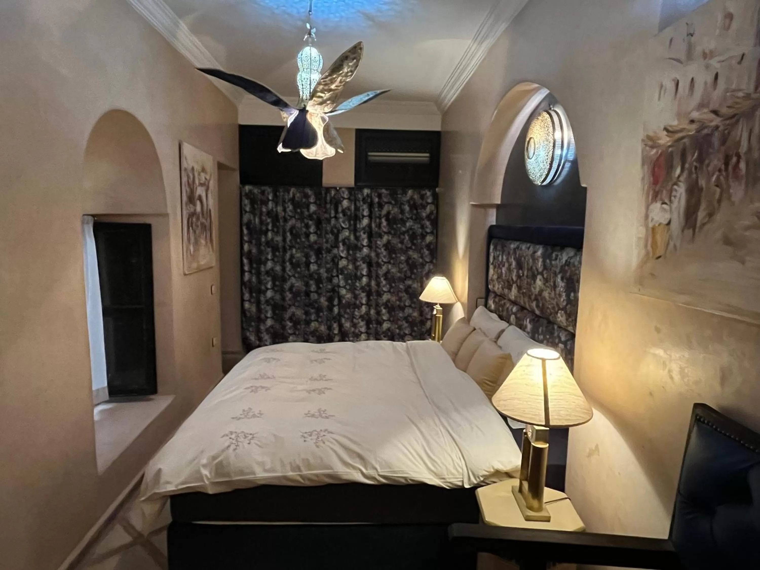 Photo of the whole room, Bed in Riad Al Ibtikar