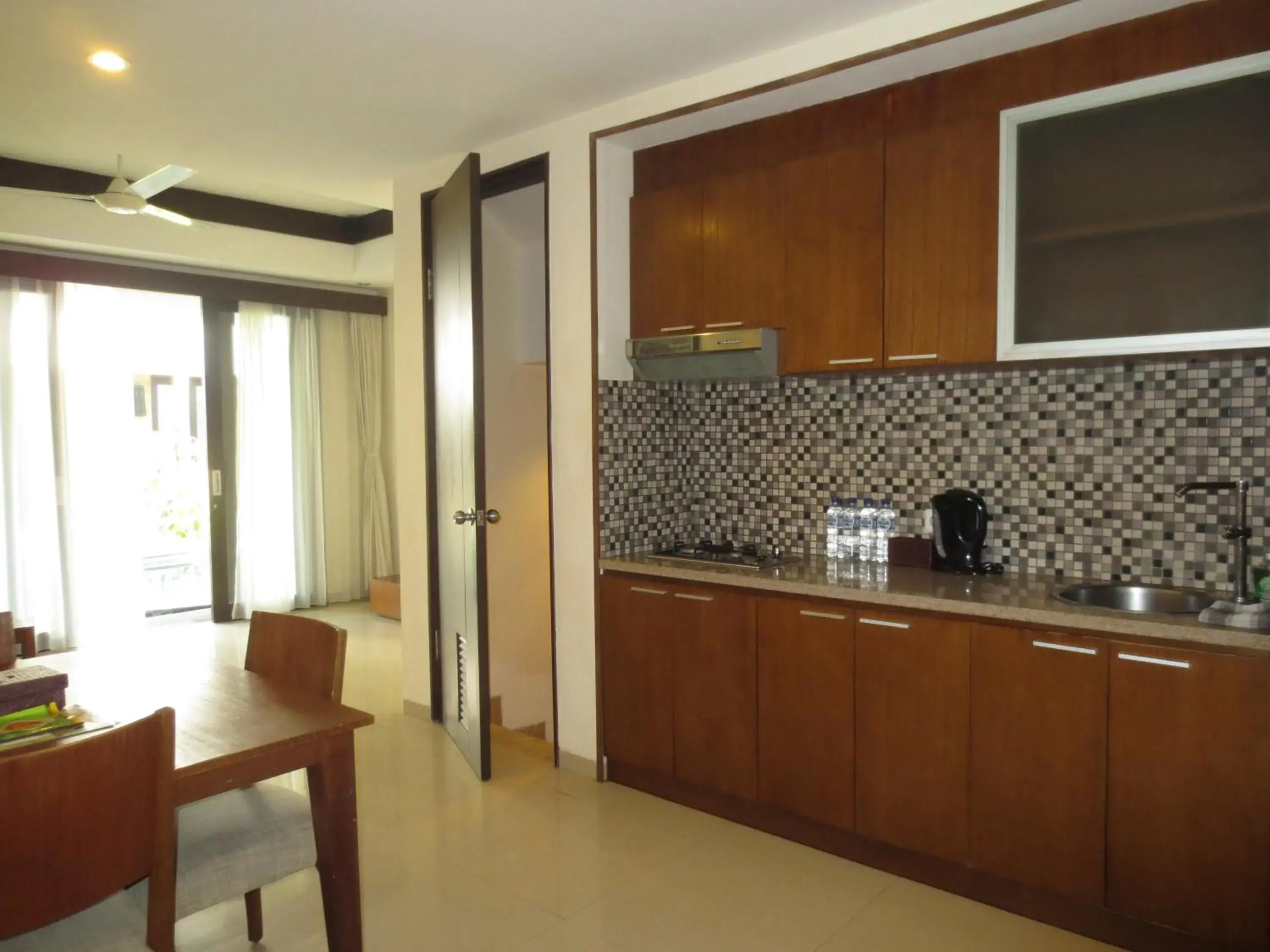 Kitchen or kitchenette, Kitchen/Kitchenette in Seminyak TownHouse