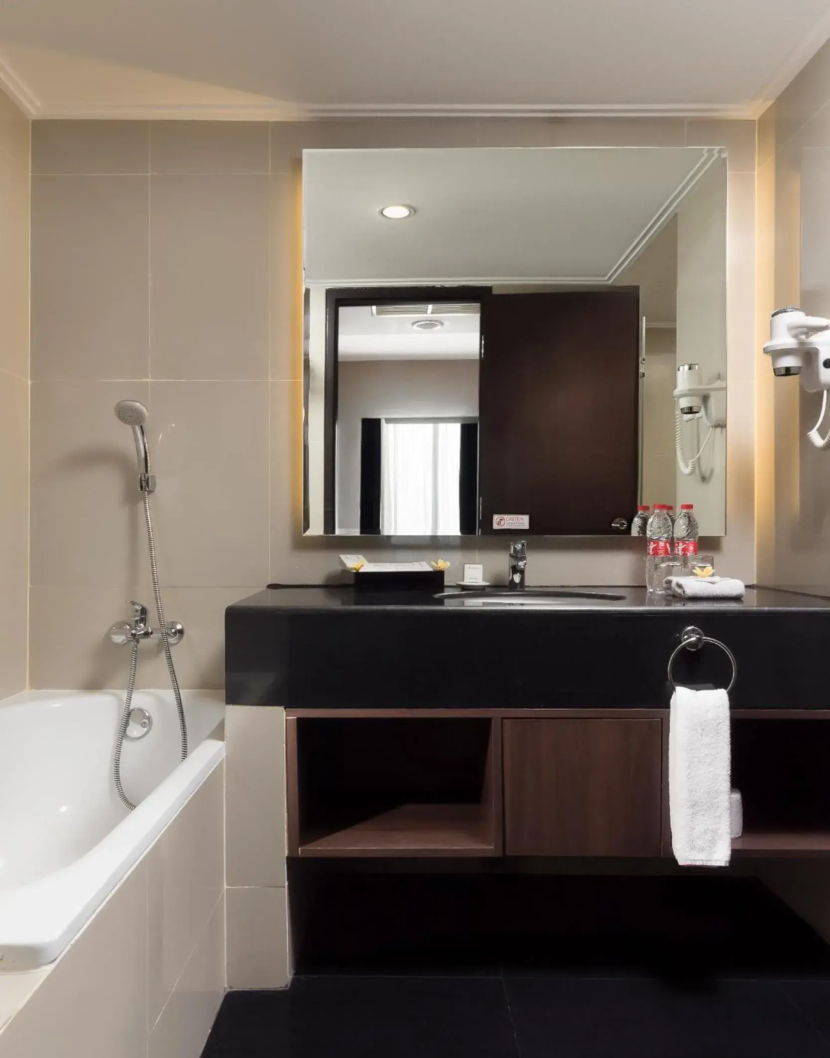 Bathroom in Best Western Papilio Hotel