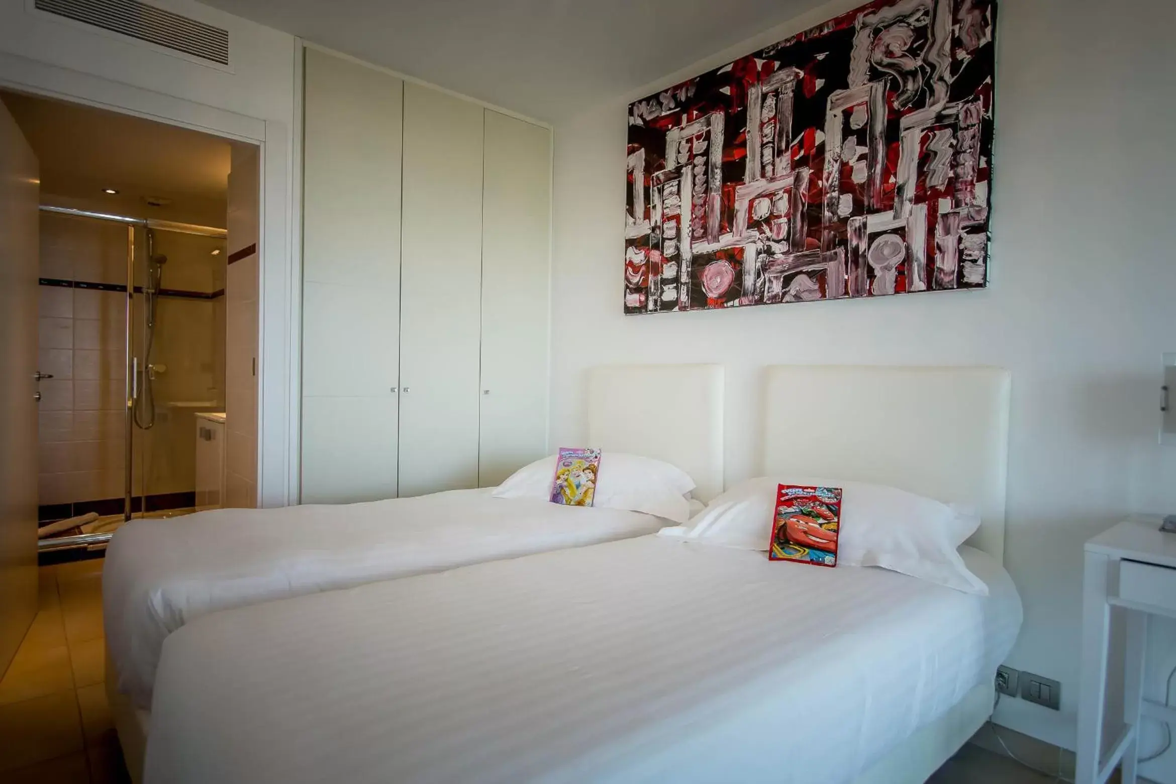 Bedroom, Bed in Royal Antibes - Luxury Hotel, Résidence, Beach & Spa