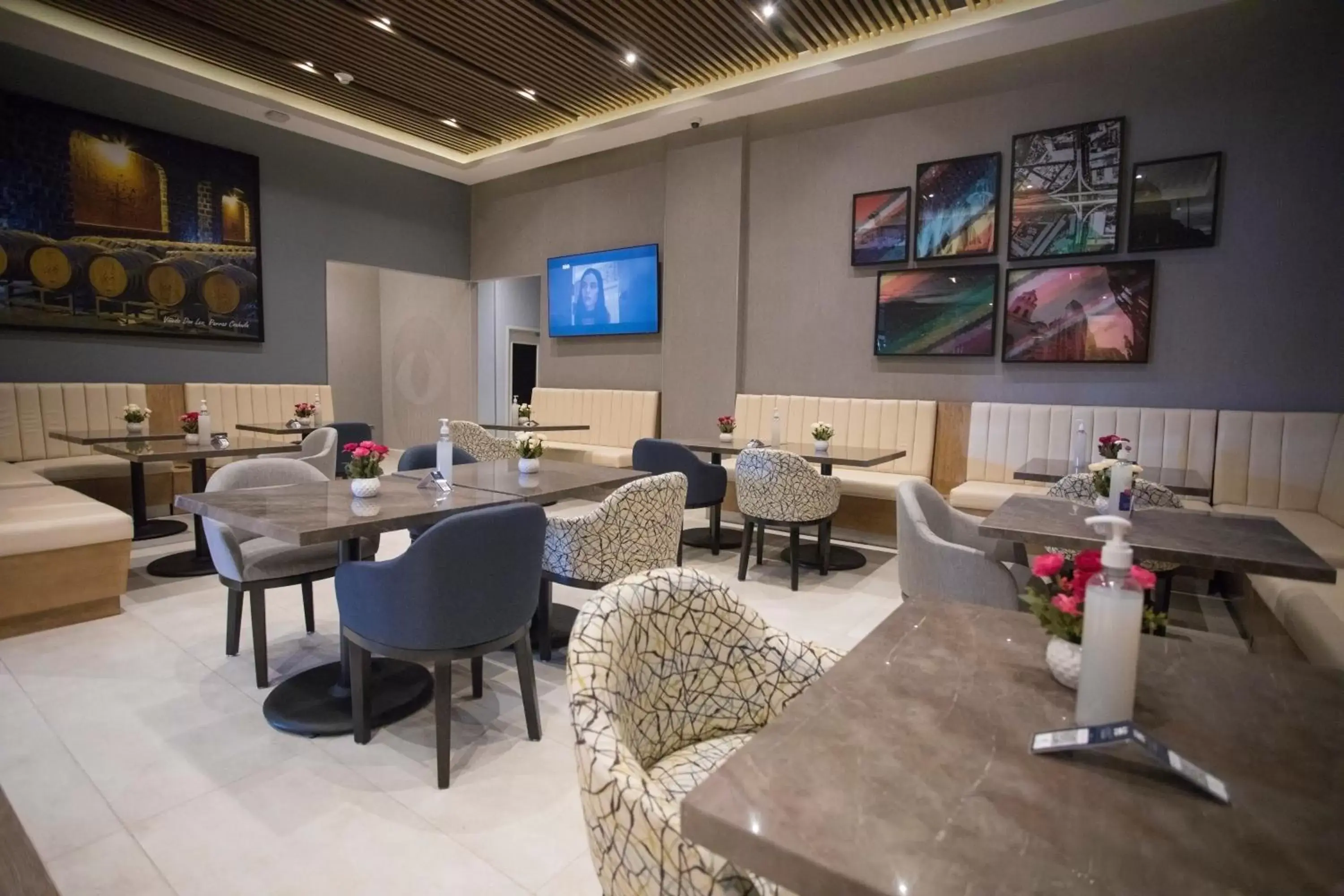 Dining area in Hyatt Place Saltillo