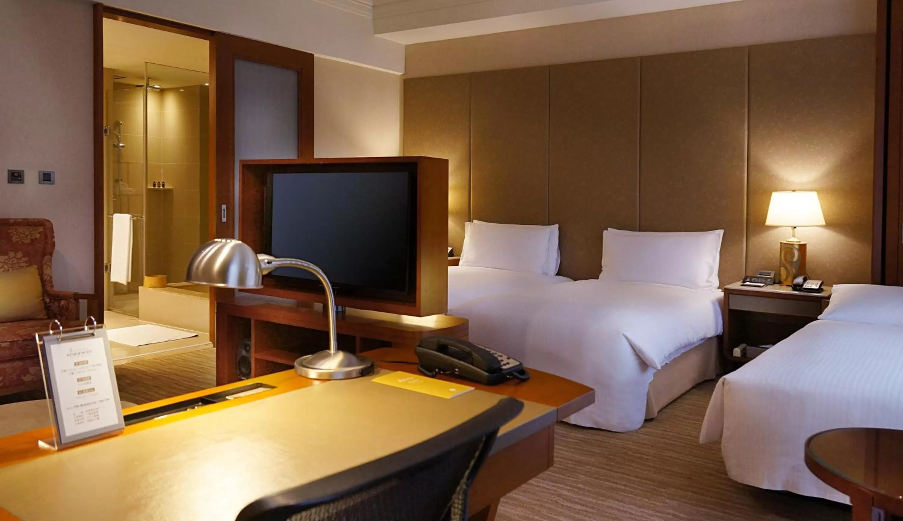 Bed in San Want Residences Taipei