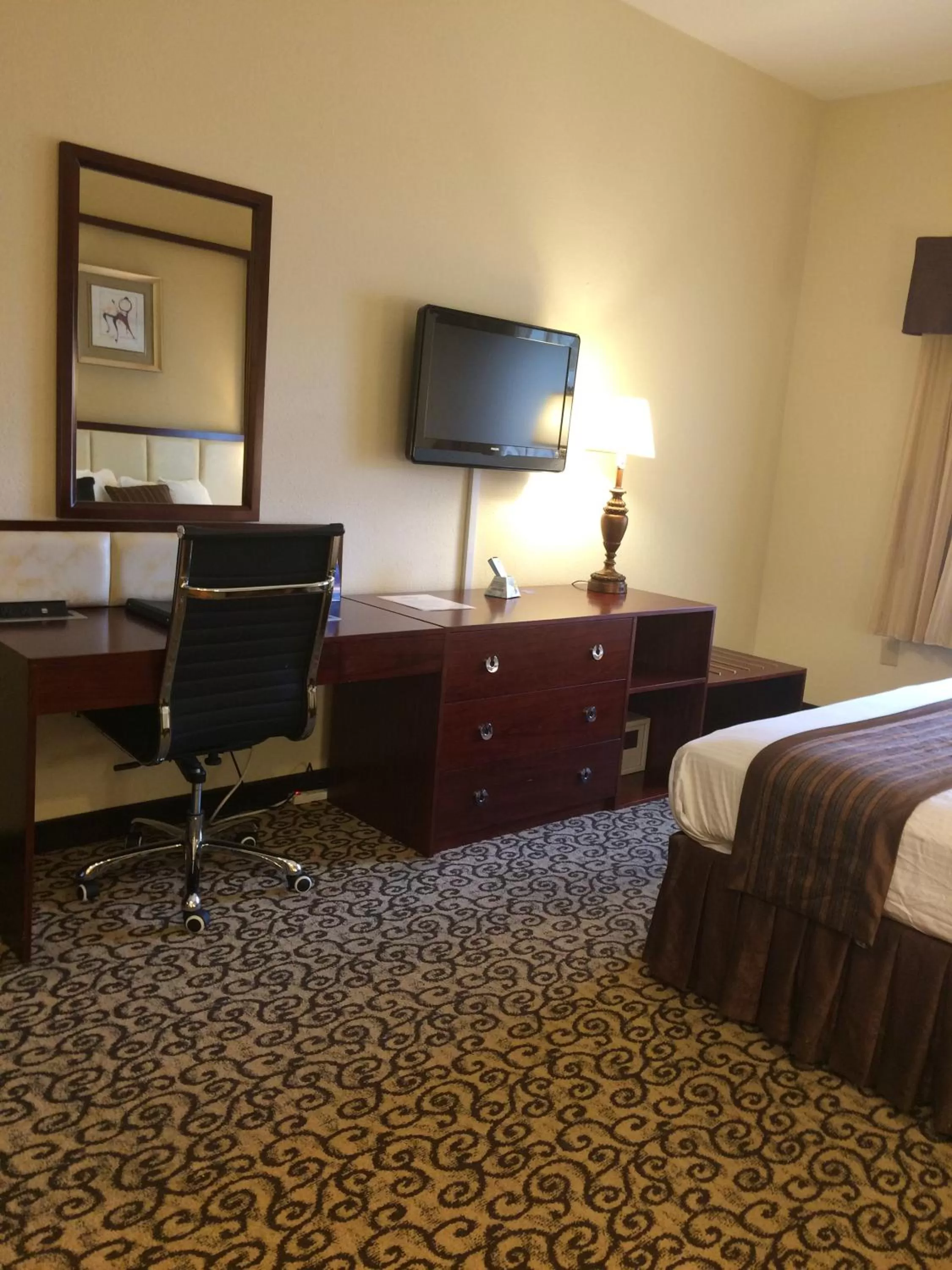 Decorative detail, Bed in Baymont by Wyndham Columbia Fort Jackson