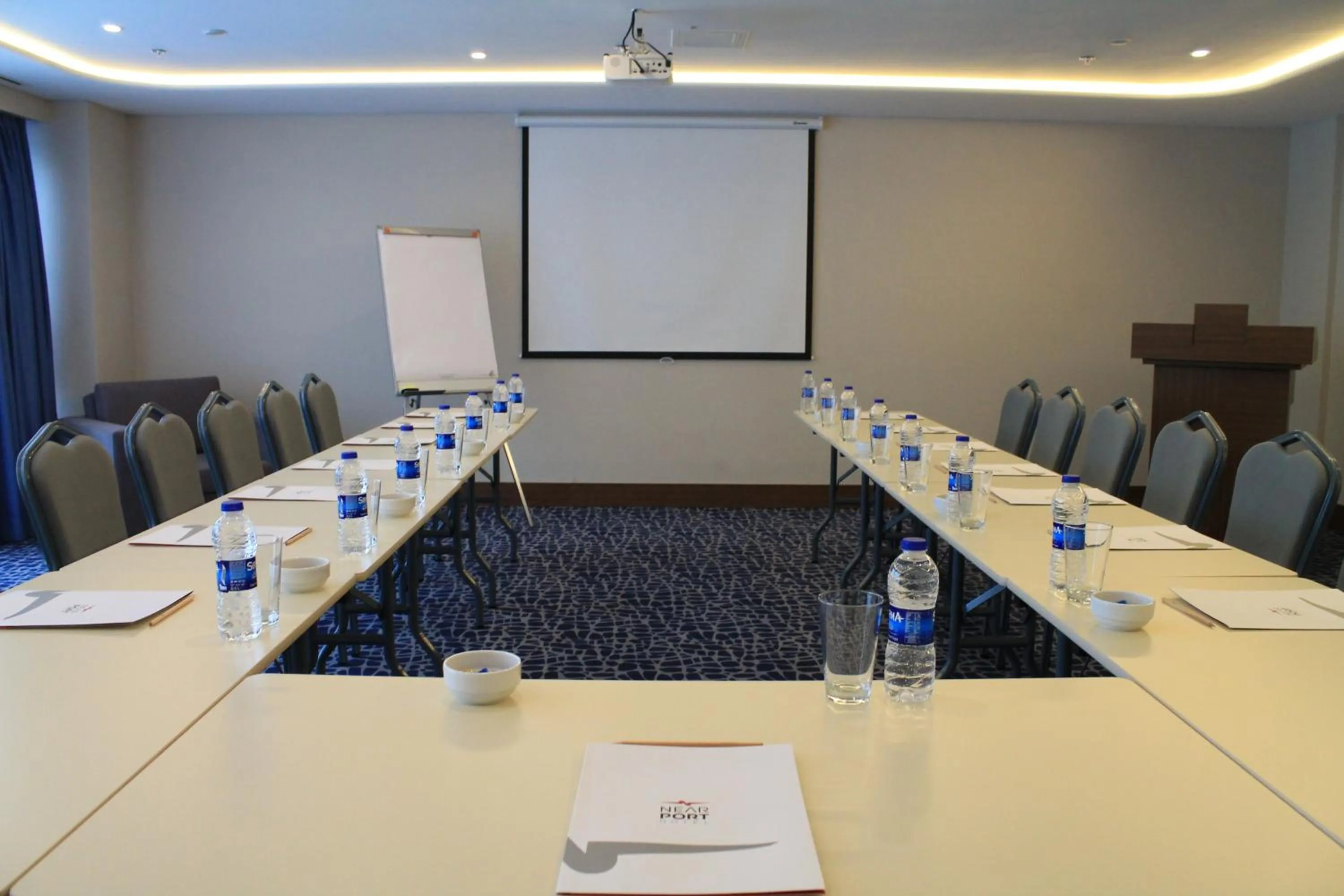 Meeting/conference room in Nearport Hotel Sabiha Gokcen Airport