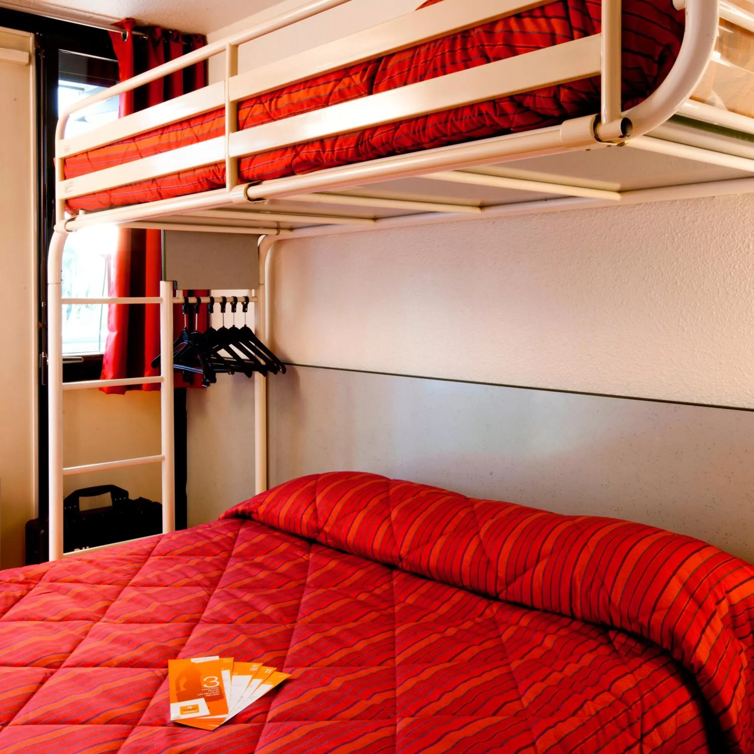 Bedroom, Bunk Bed in Premiere Classe Lille Sud - Douai Cuincy