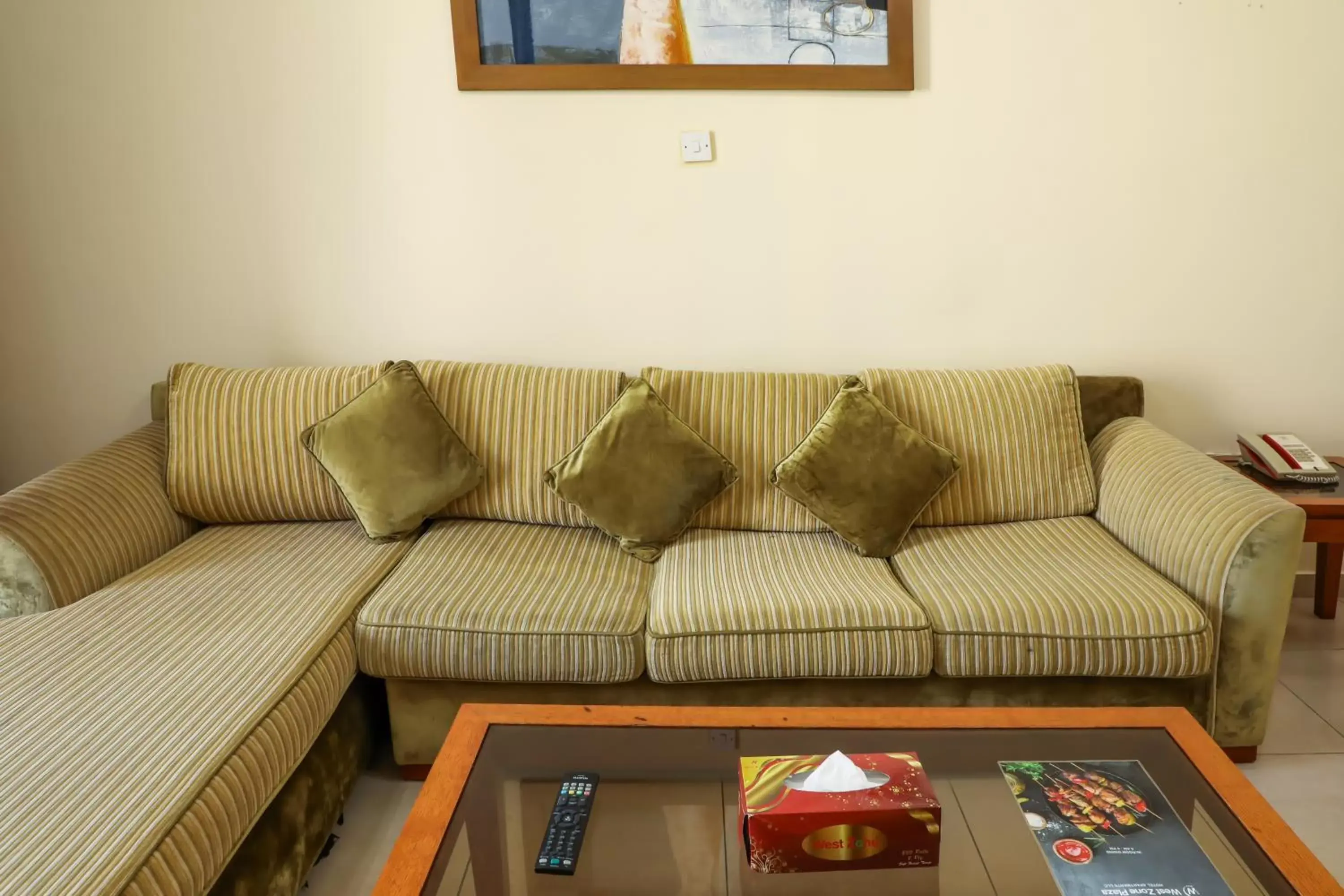 Living room in Wescott Plaza Hotel Apartments LLC Formerly West Zone Plaza Hotel Apts Living room in Wescott Plaza Hotel Apartments LLC Formerly West Zone Plaza Hotel Apts