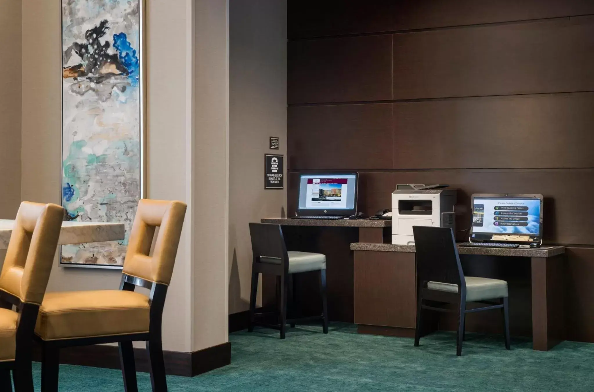 Business facilities in Residence Inn by Marriott Calgary South