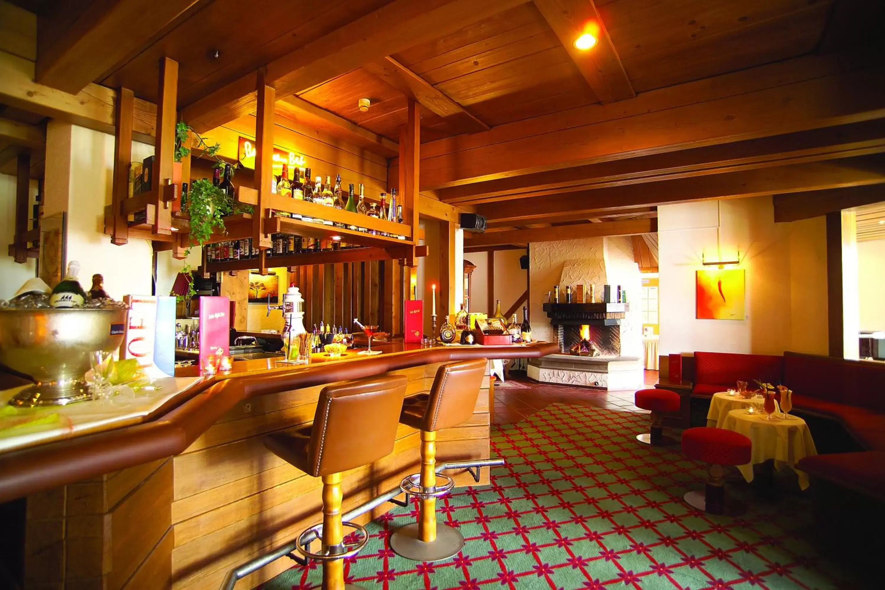 Lounge or bar, Lounge/Bar in Maritim Titisee Hotel