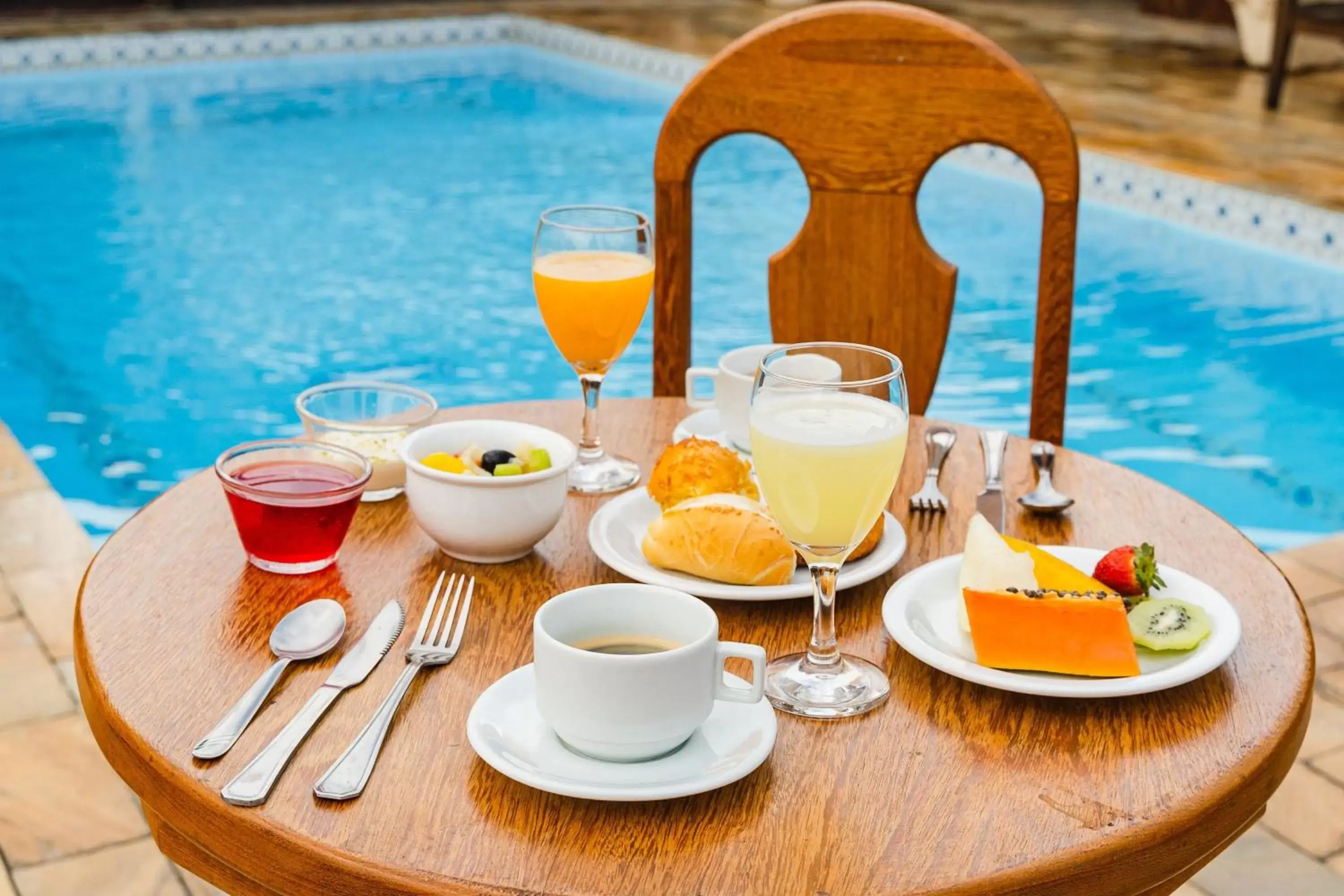 Breakfast, Swimming Pool in Búzios Centro Hotel