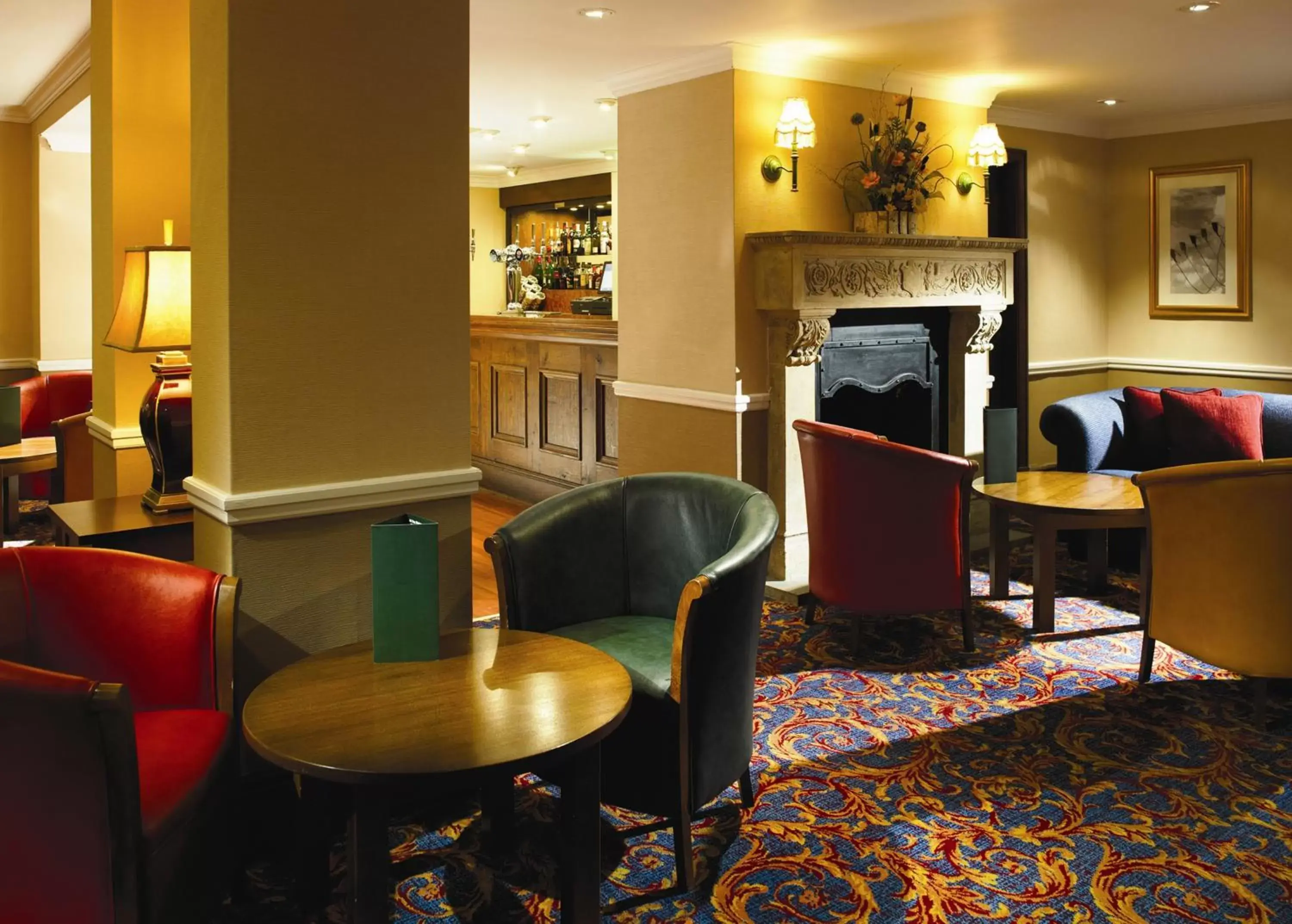 Lounge or bar, Lounge/Bar in Basingstoke Country Hotel & Spa