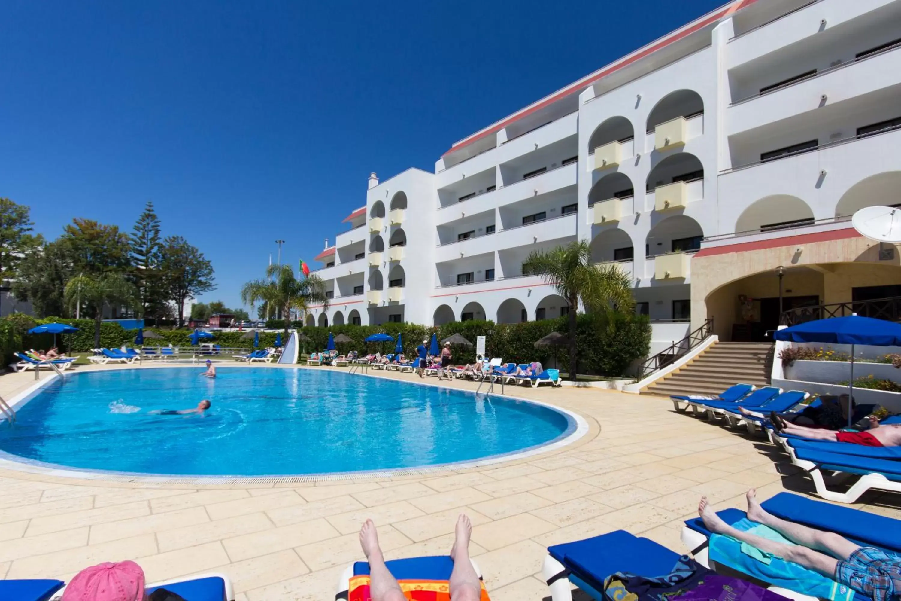 Swimming Pool in Aparthotel Paladim & Alagoamar