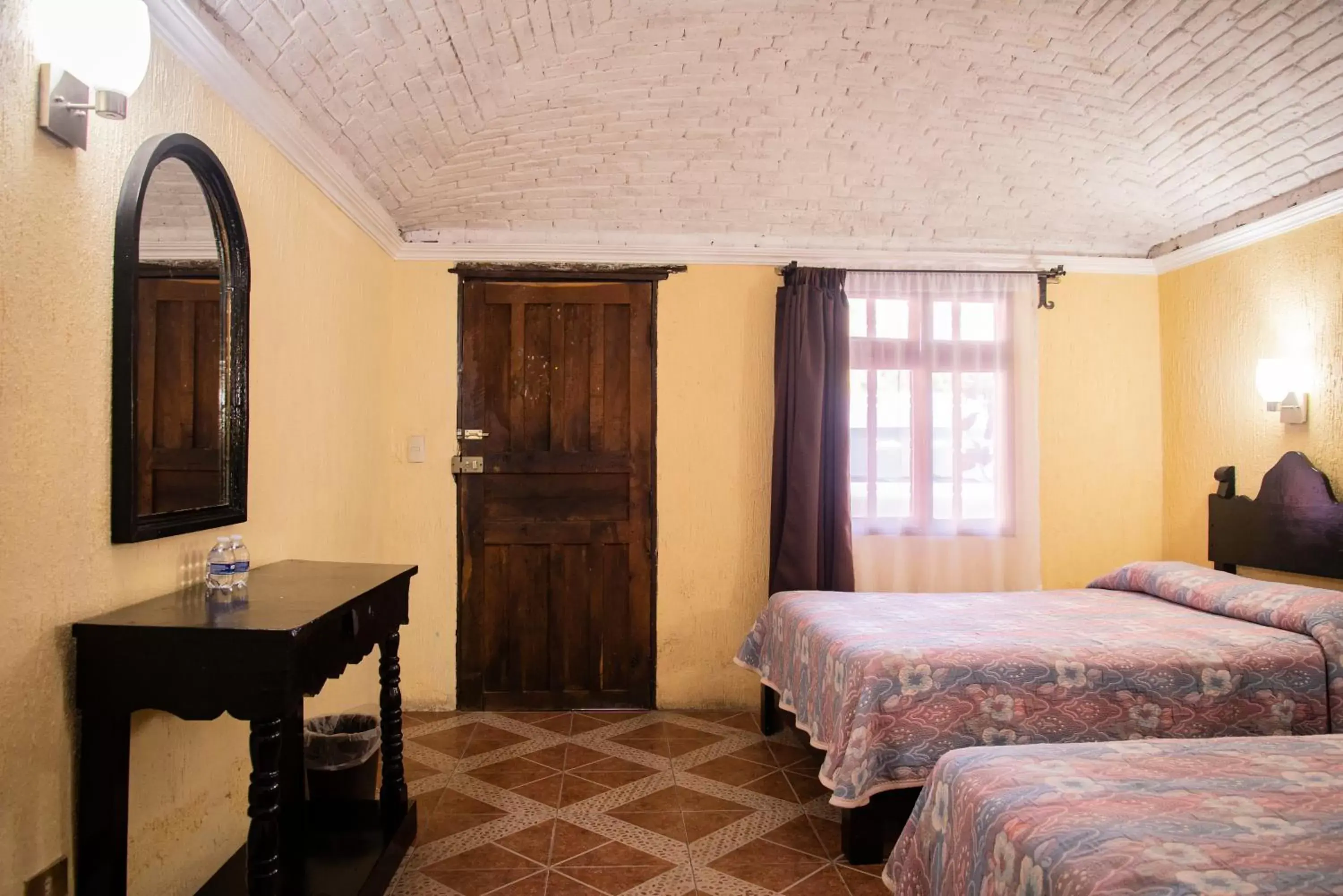 Photo of the whole room, Bed in Hotel Hacienda de Cobos