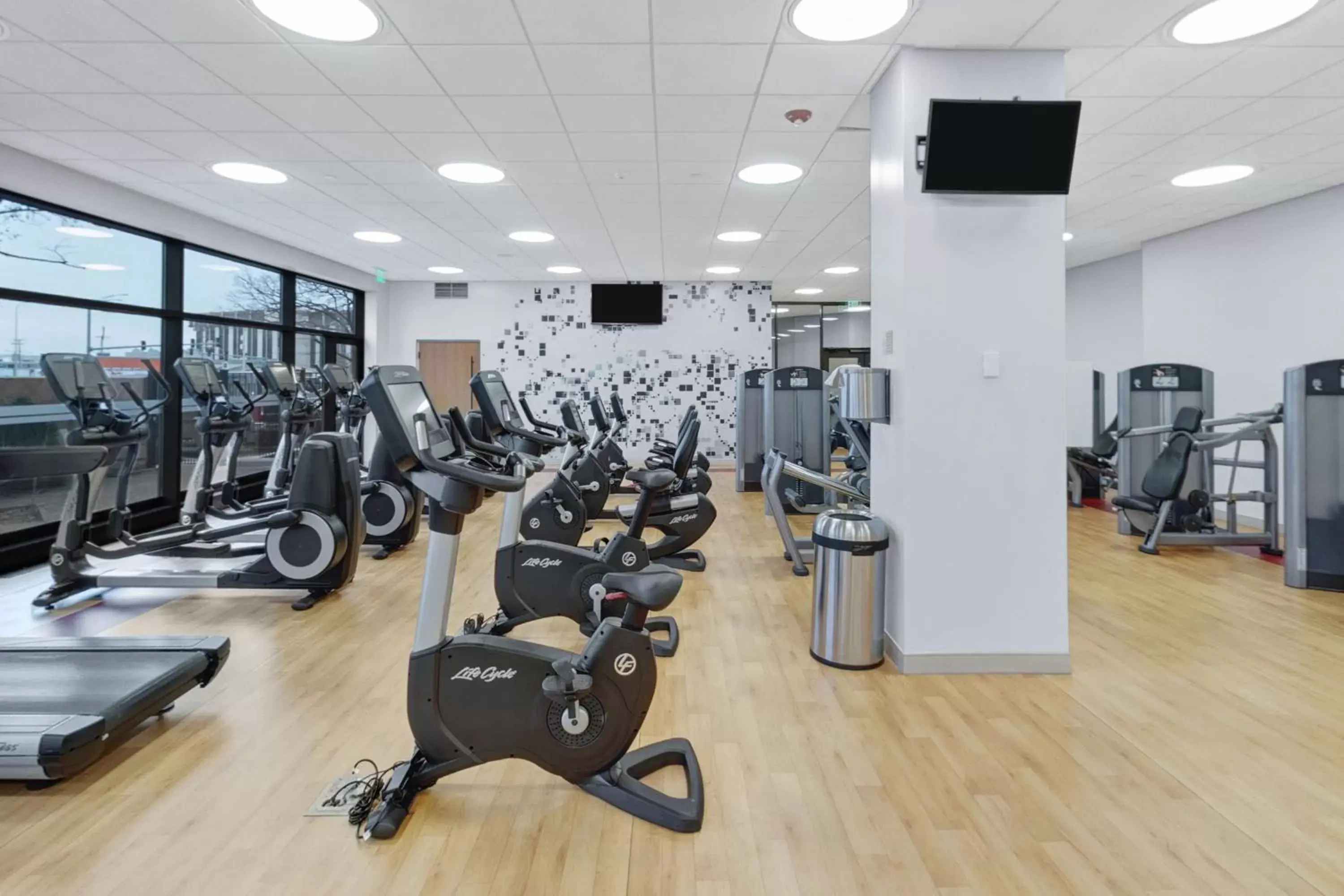 Fitness centre/facilities, Fitness Center/Facilities in Sheraton Suites Chicago O'Hare