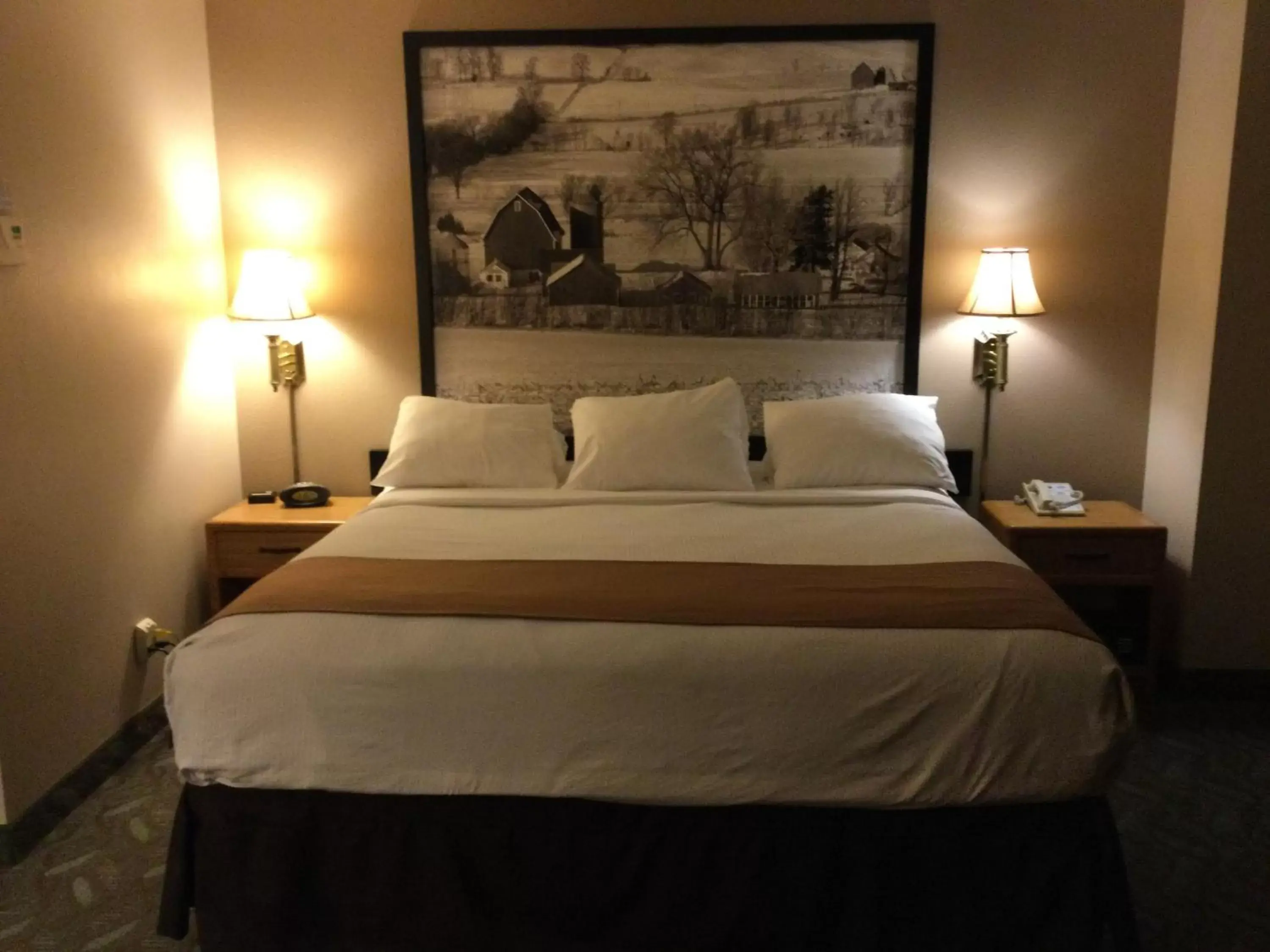 Bedroom, Bed in Super 8 by Wyndham Monroe WI