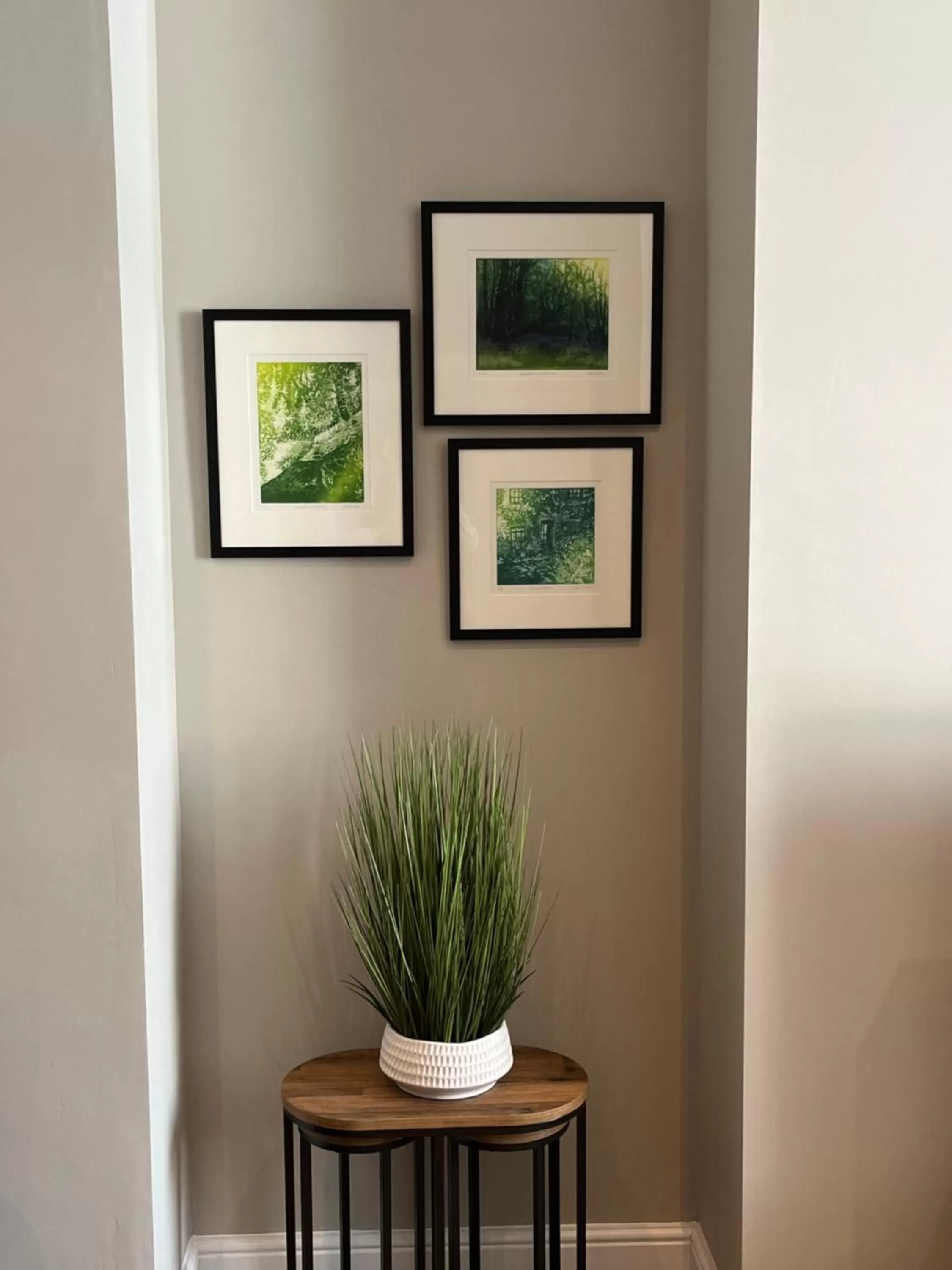 Decorative detail in Crown and Cushion Appleby