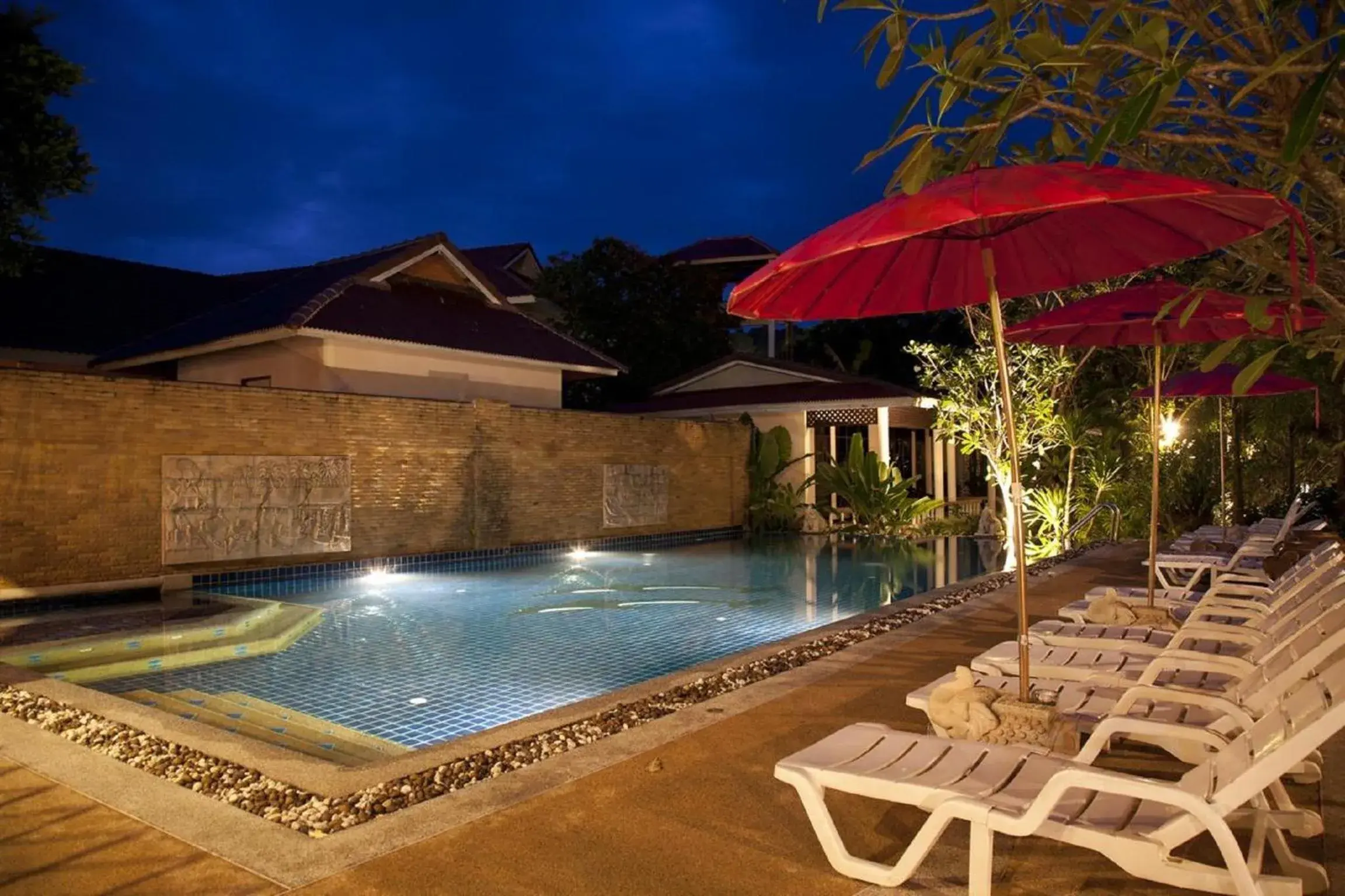 Swimming Pool in Clean Beach Resort