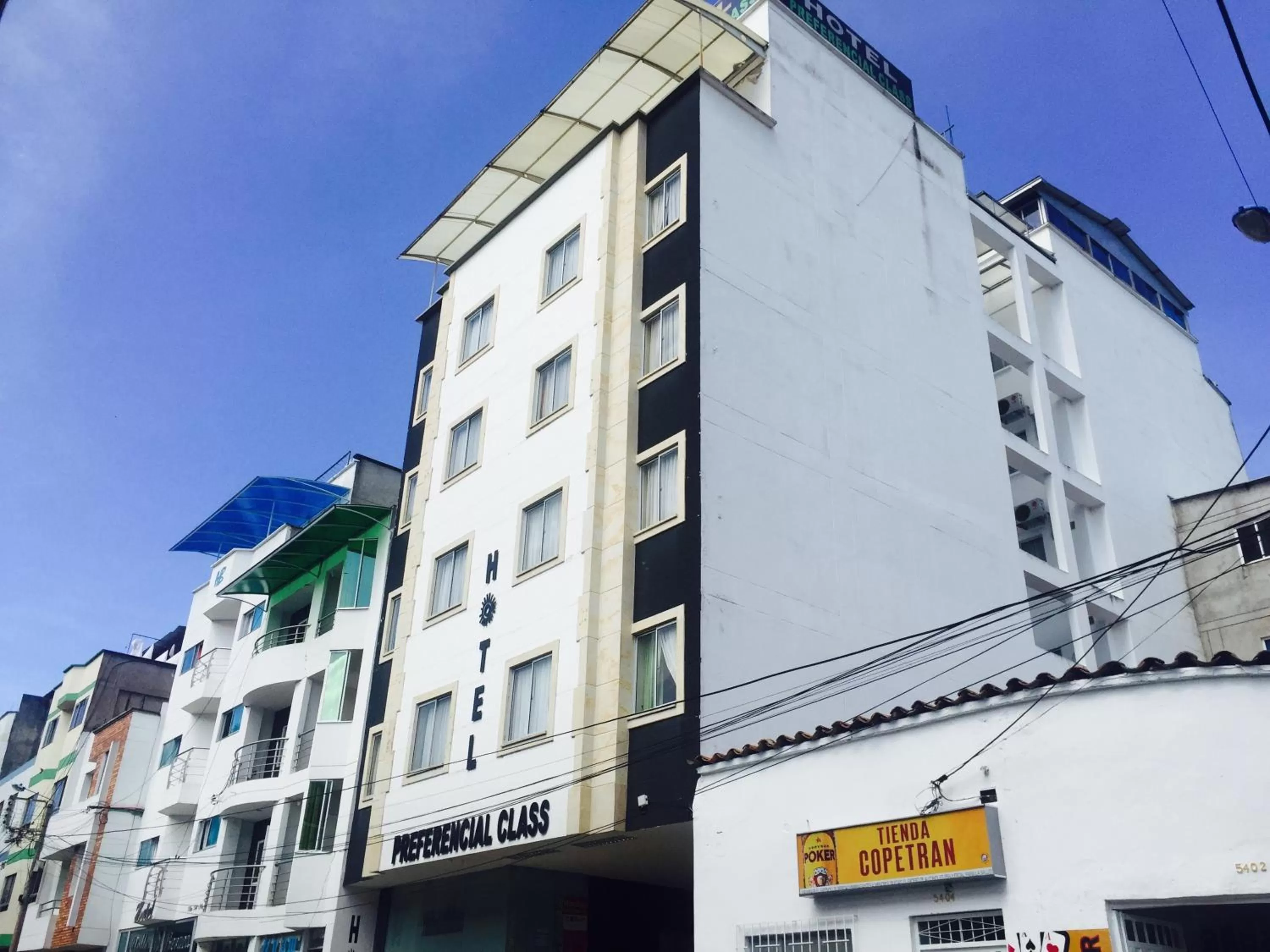 Property building in Hotel Preferencial Class