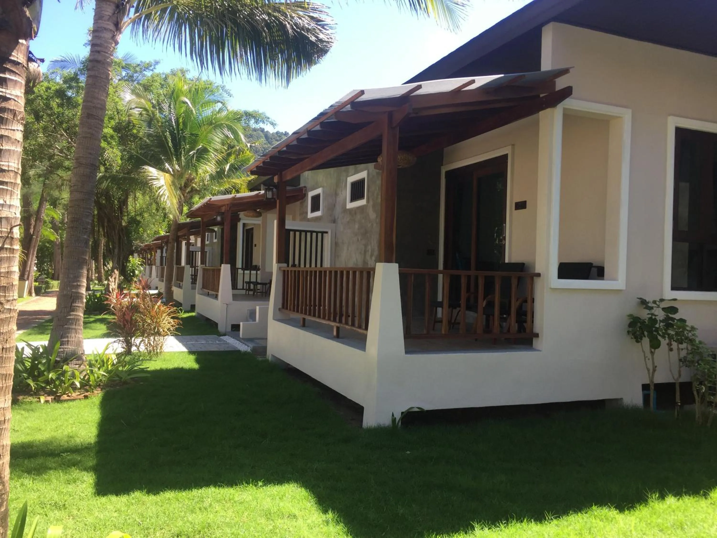 Southern Lanta Resort