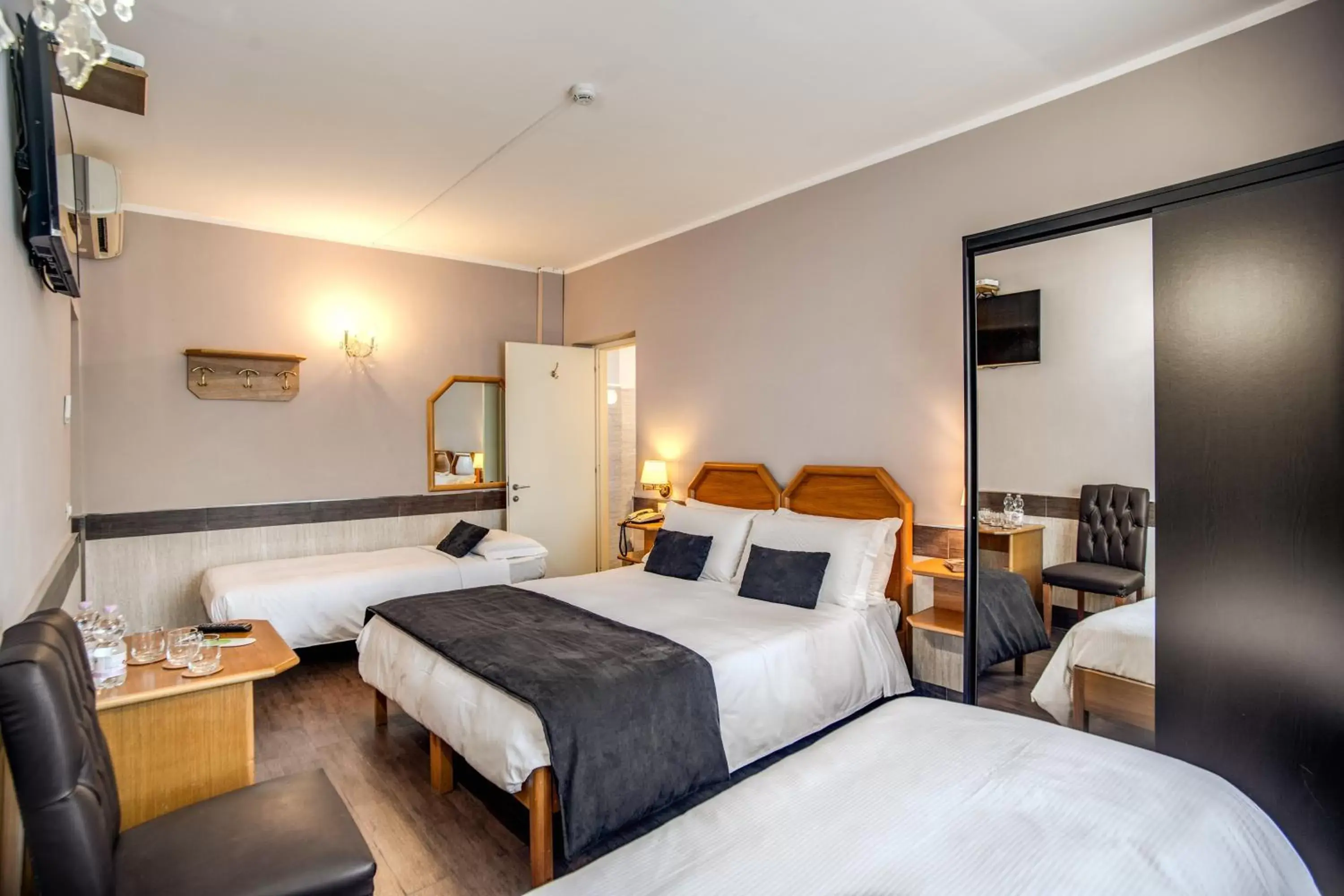 Bedroom, Bed in Hotel San Valentino