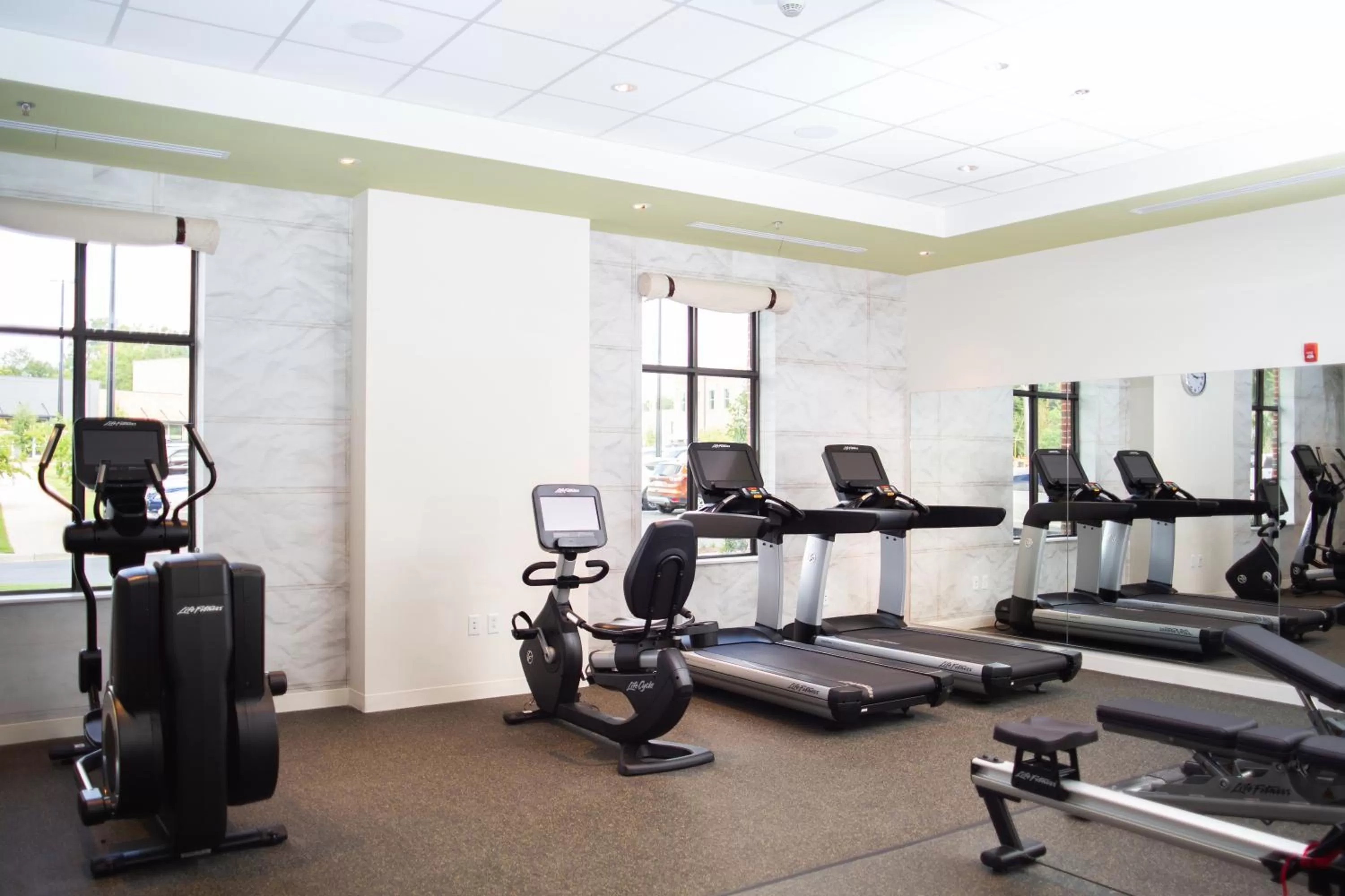 Fitness centre/facilities in Hotel Indigo Hattiesburg by IHG