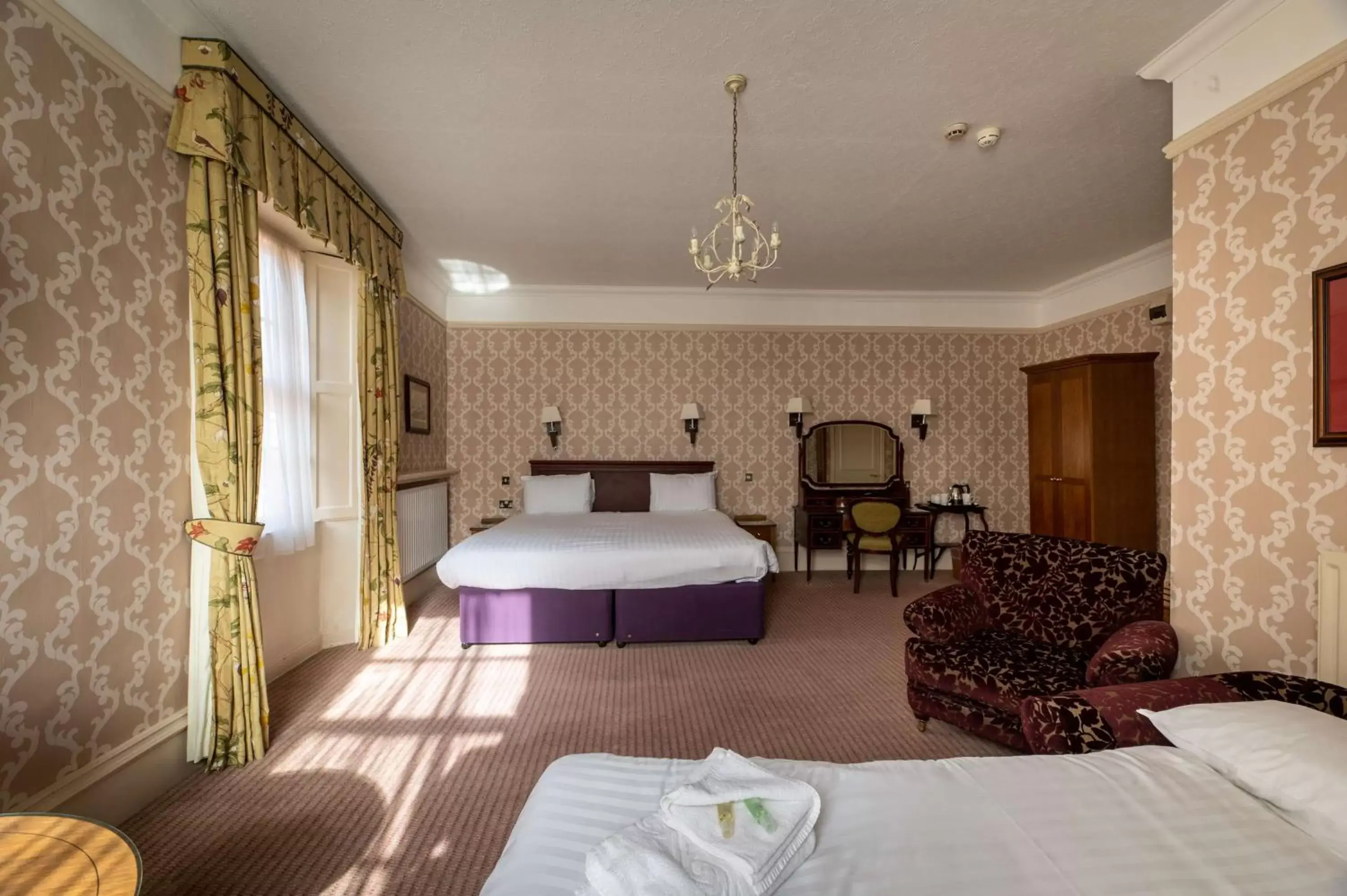 Photo of the whole room, Bed in Hall Garth Hotel; BW Signature Collection