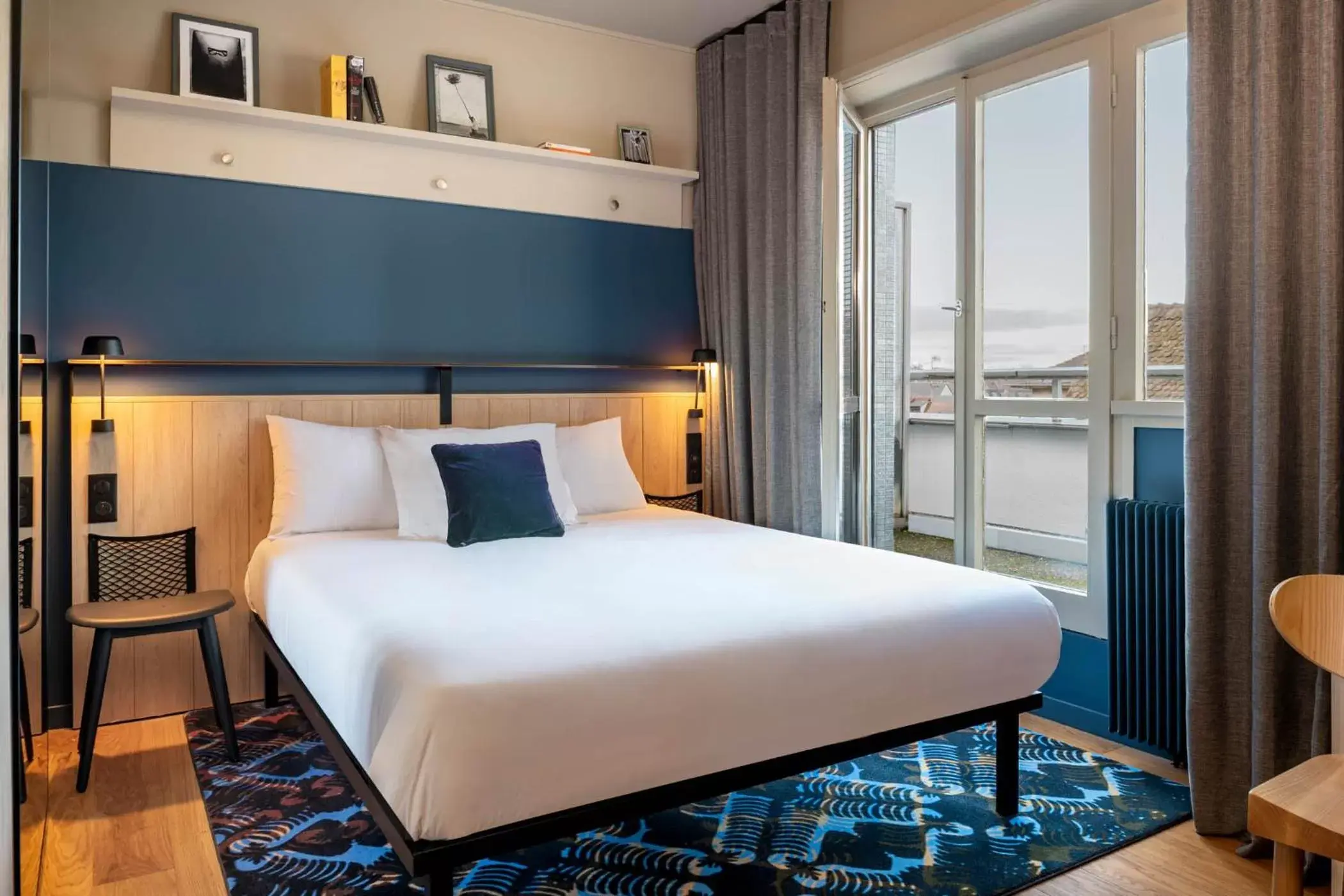 Bed in Hotel Kaijoo by HappyCulture Bed in Hotel Kaijoo by HappyCulture