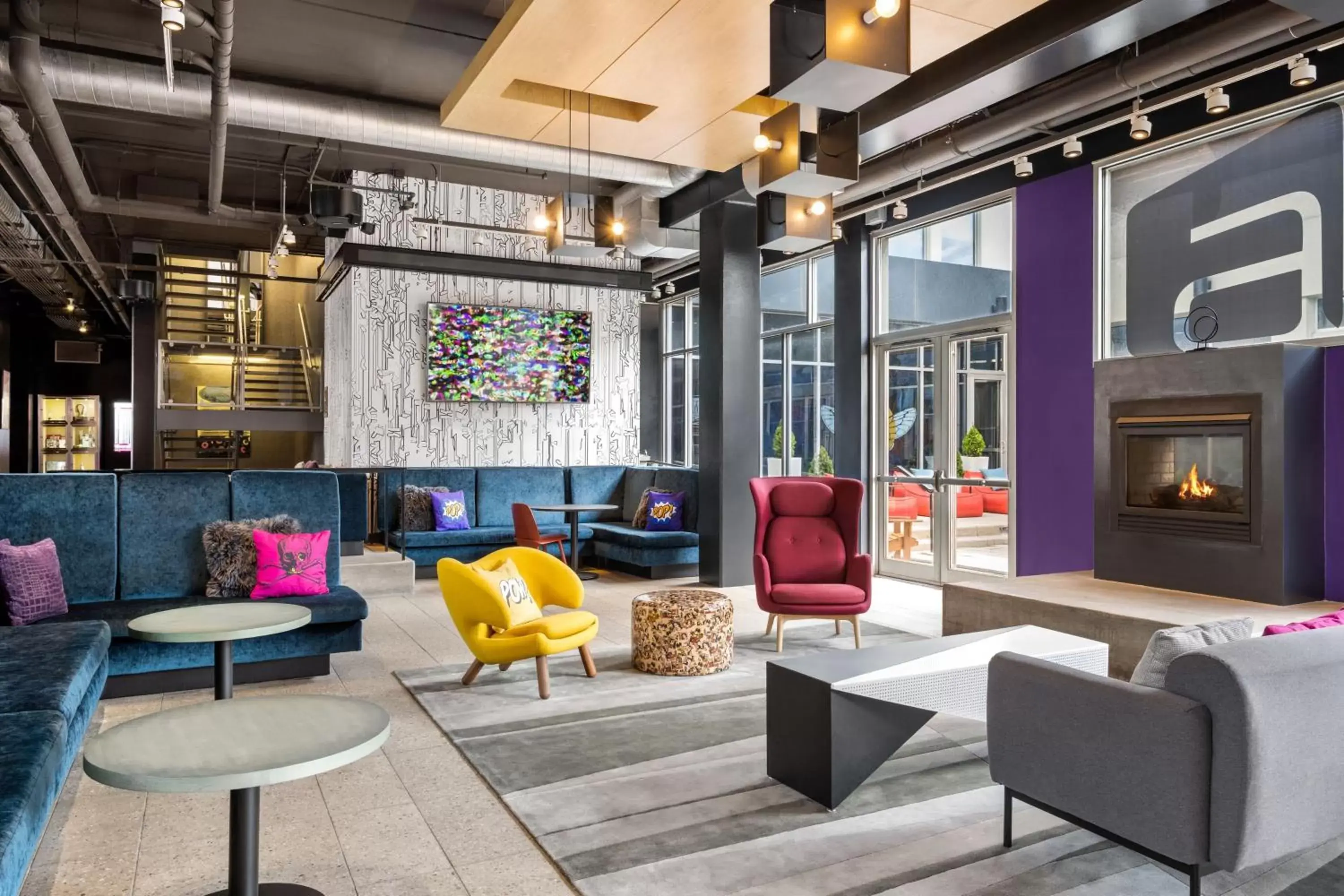 Lobby or reception, Lounge/Bar in Aloft Chicago O'Hare