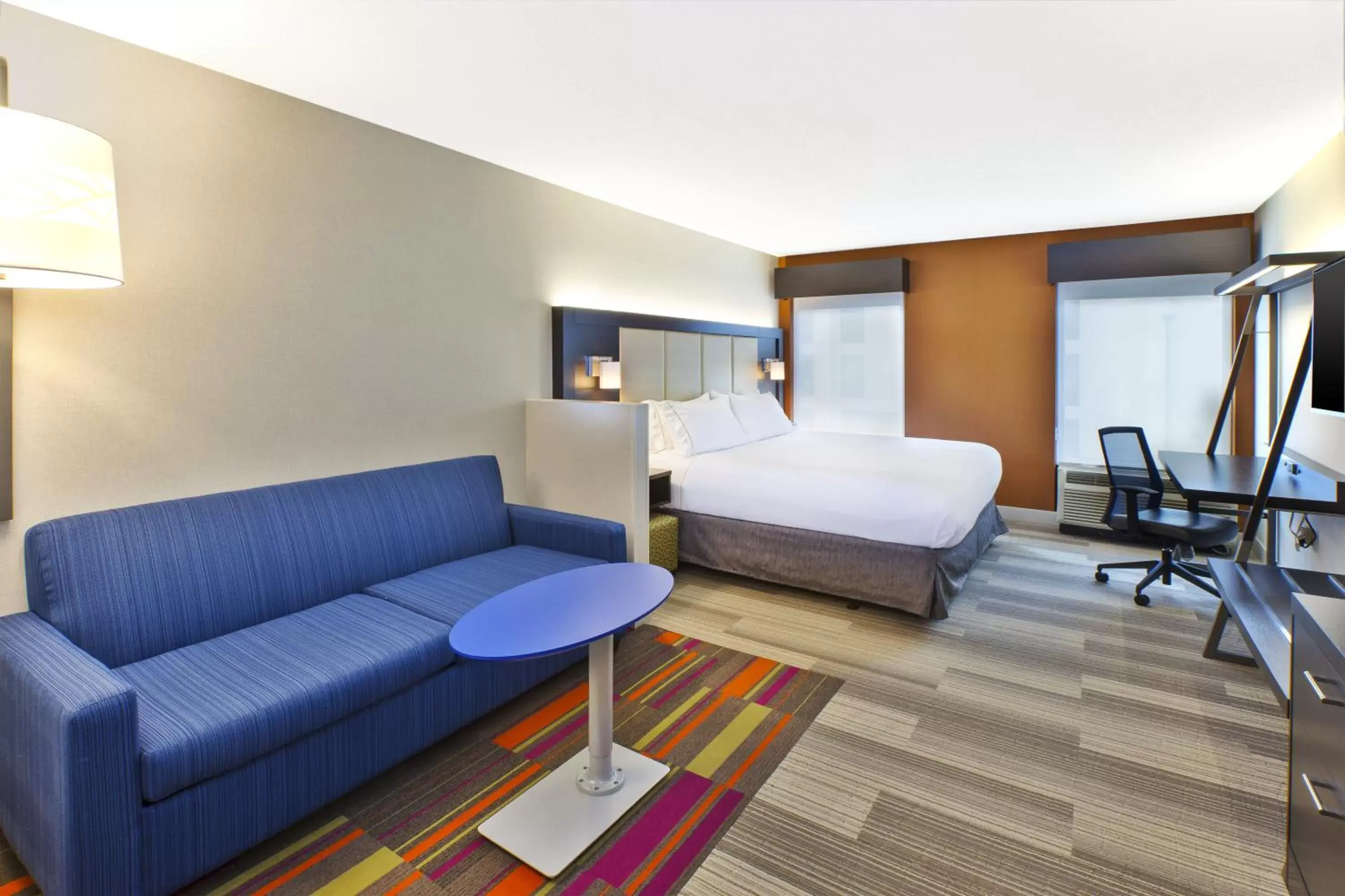 Photo of the whole room in Holiday Inn Express & Suites Chicago-Midway Airport, an IHG Hotel