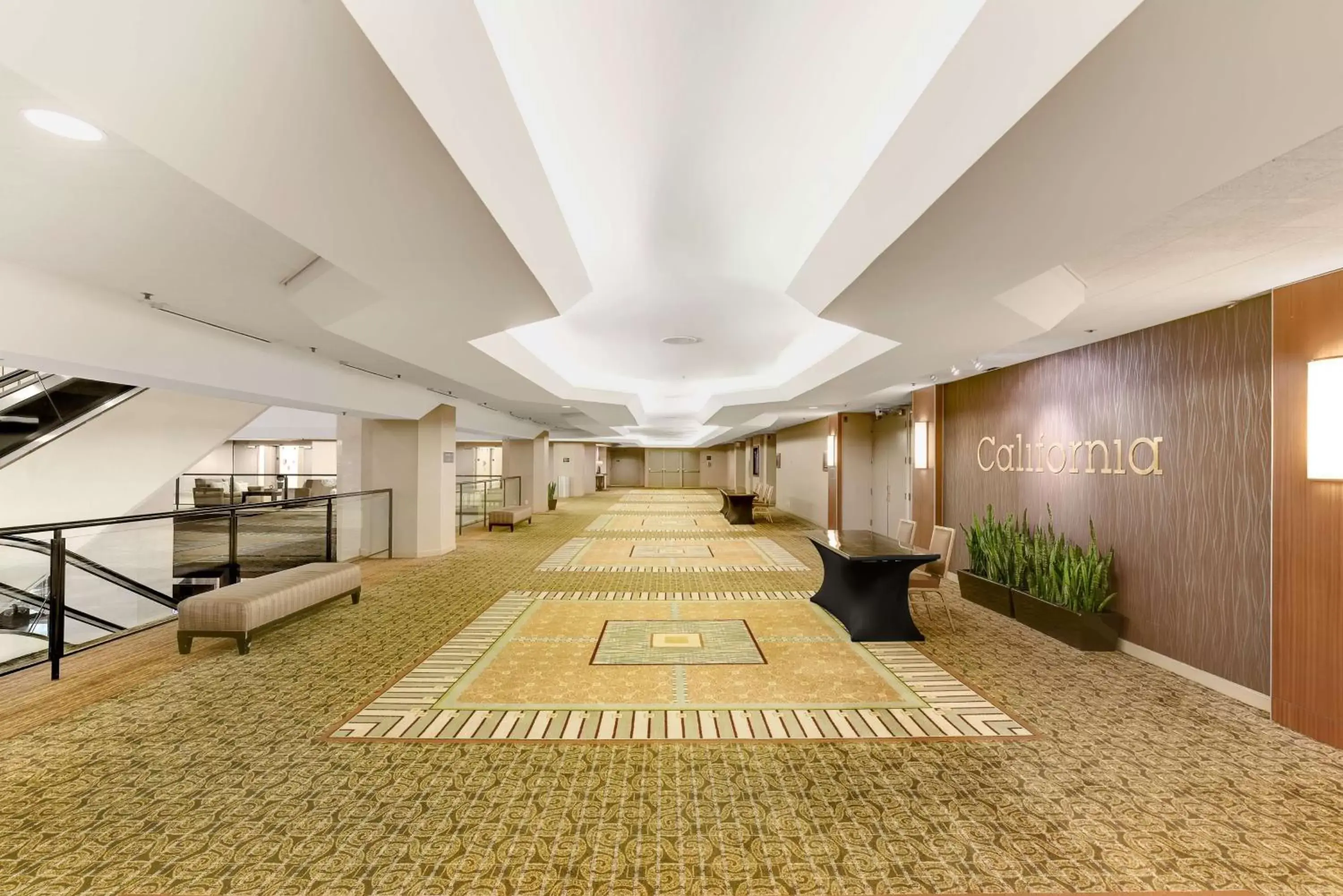 Meeting/conference room, Lobby/Reception in Hilton Anaheim