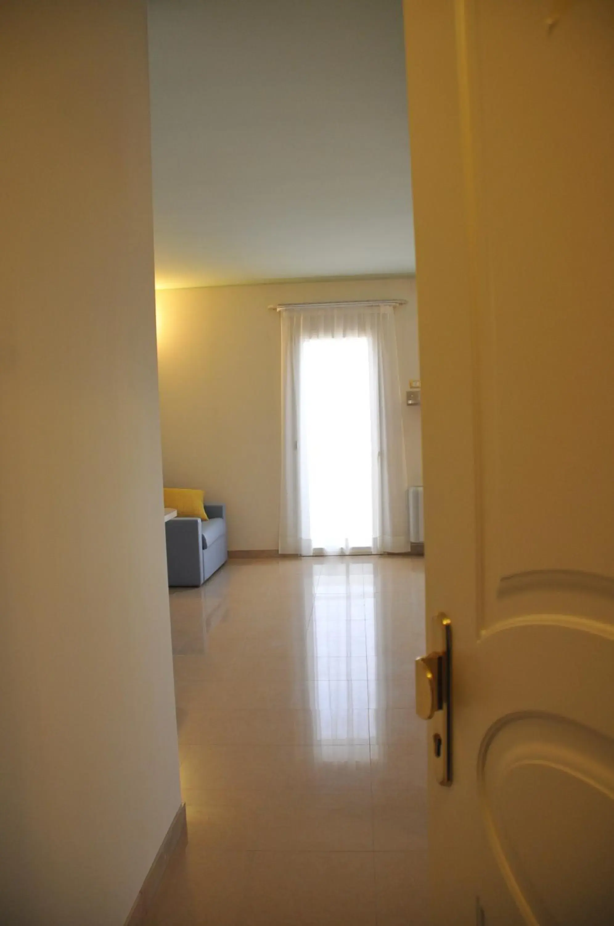 Patio, Bathroom in Hotel Verdi