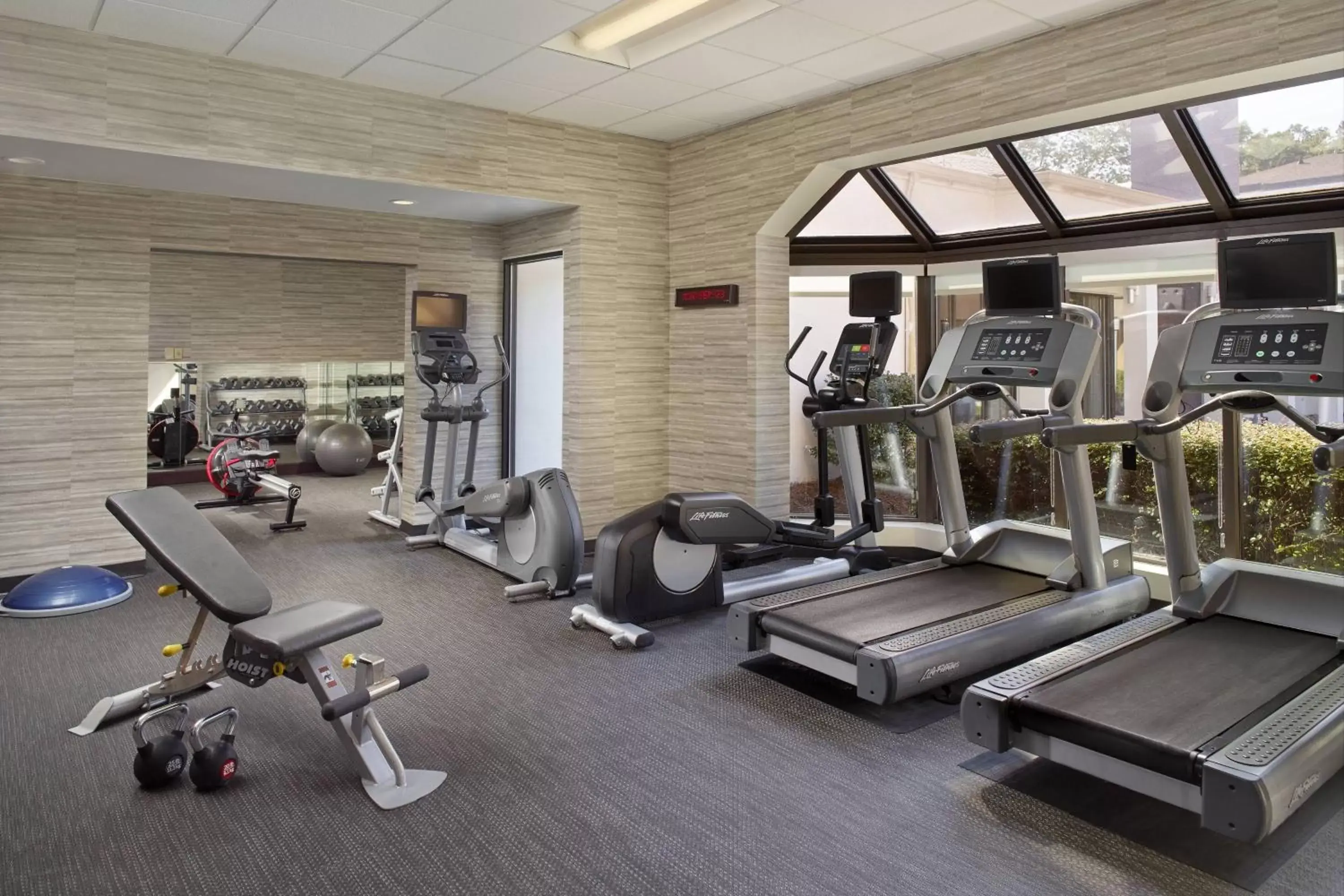 Fitness centre/facilities, Fitness Center/Facilities in Courtyard by Marriott Raleigh Midtown