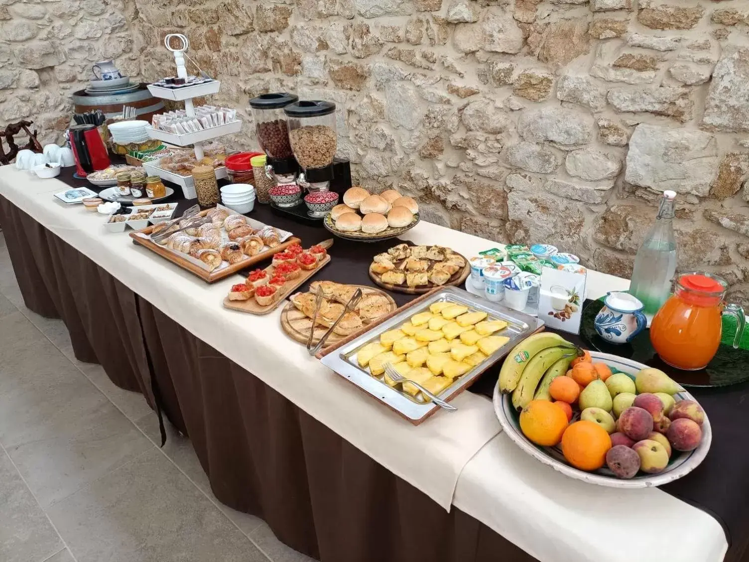 Breakfast, Food in Morfeo Charming Rooms & Relax