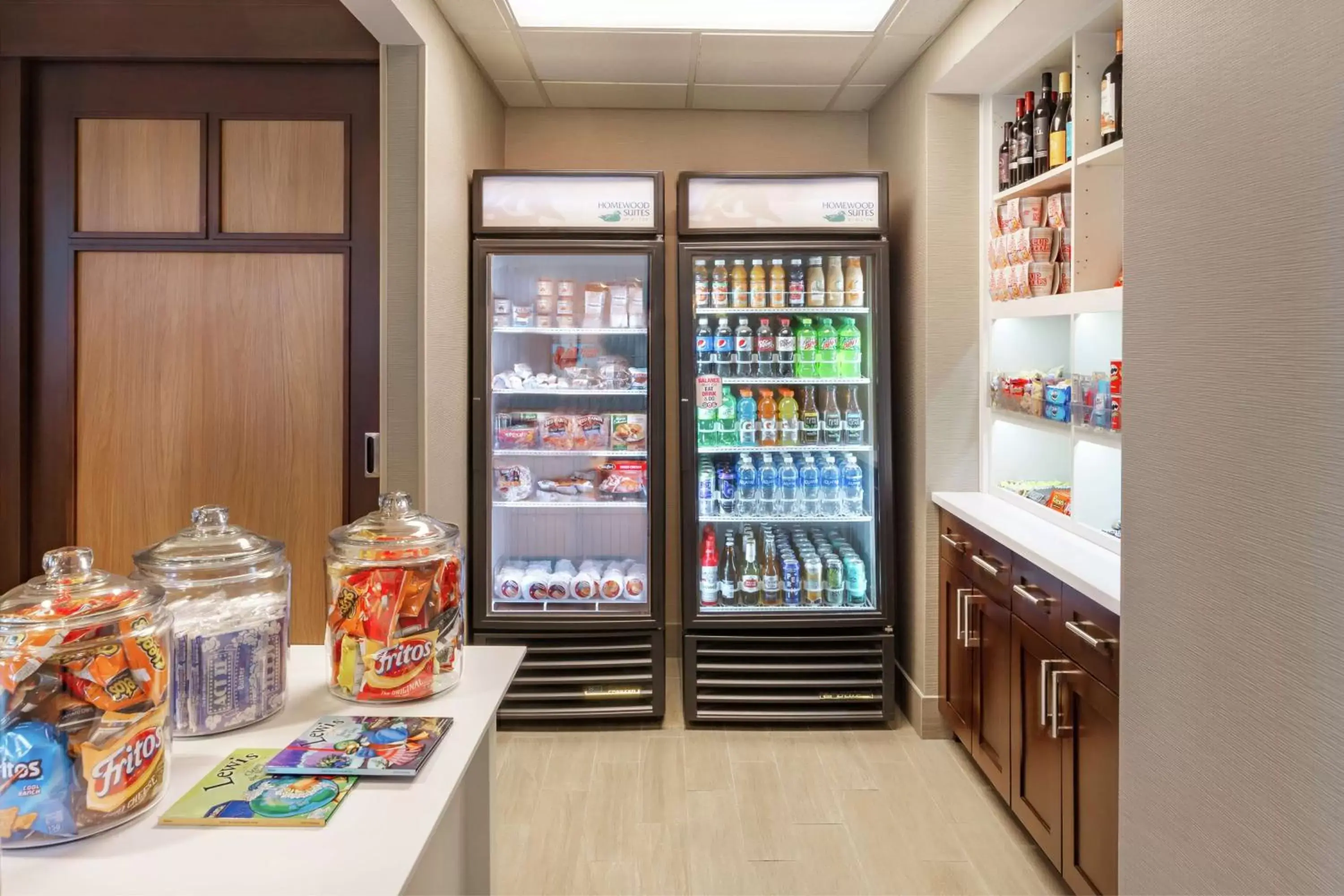 Restaurant/places to eat in Homewood Suites by Hilton St. Petersburg Clearwater Restaurant/places to eat in Homewood Suites by Hilton St. Petersburg Clearwater