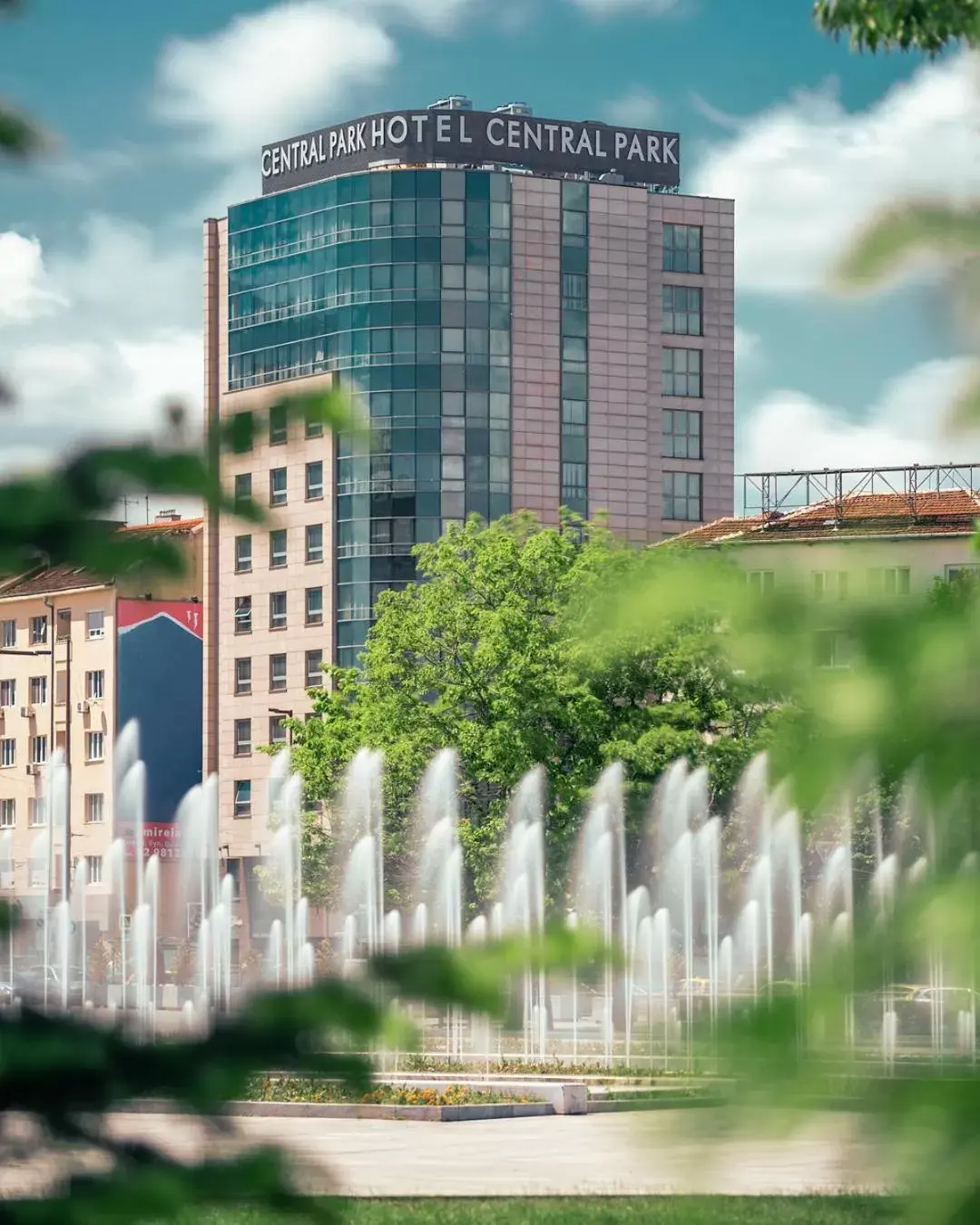 Nearby landmark, Property Building in Rosslyn Central Park Hotel Sofia