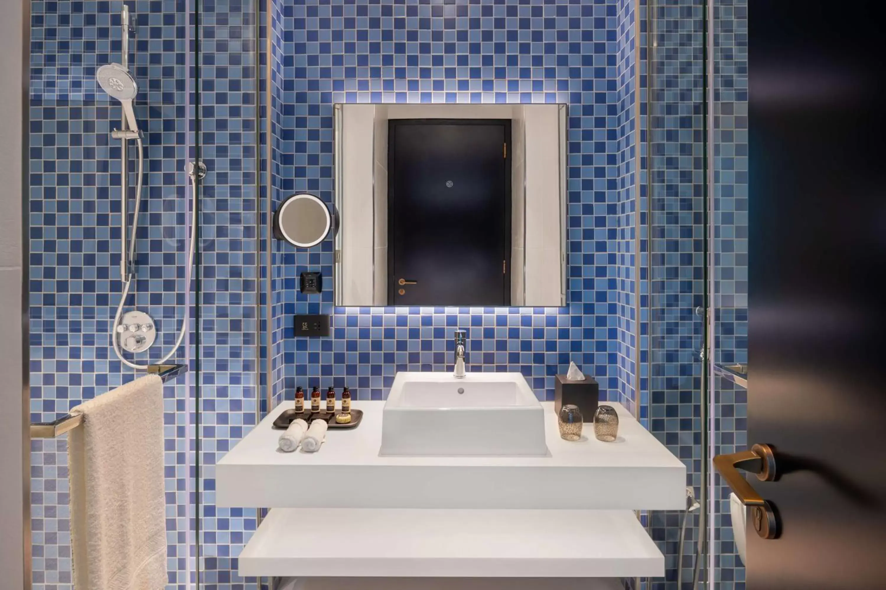 Bathroom in The WB Abu Dhabi, Curio Collection By Hilton