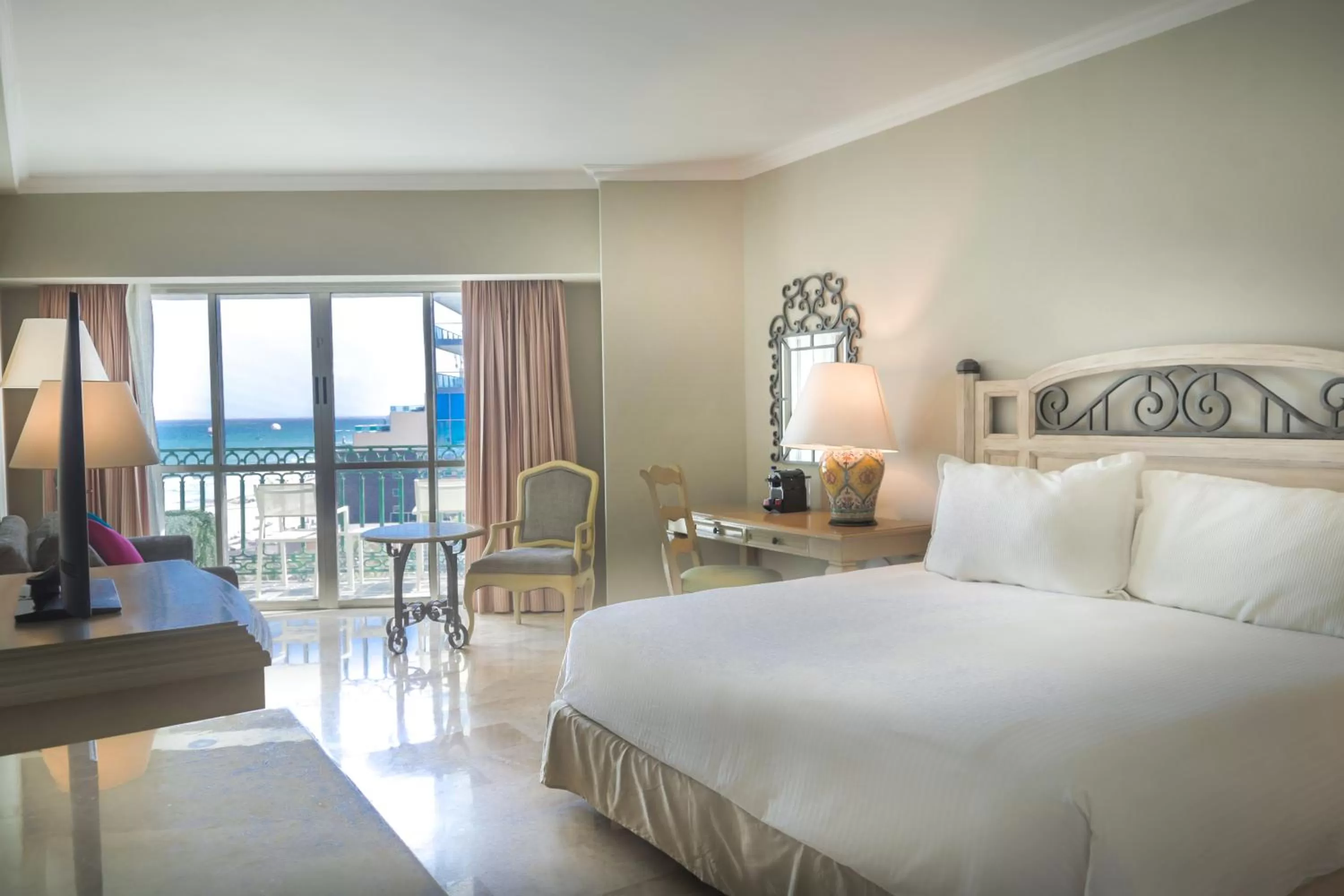 Deluxe Triple Room in Sandos Cancún All Inclusive - Adults Only